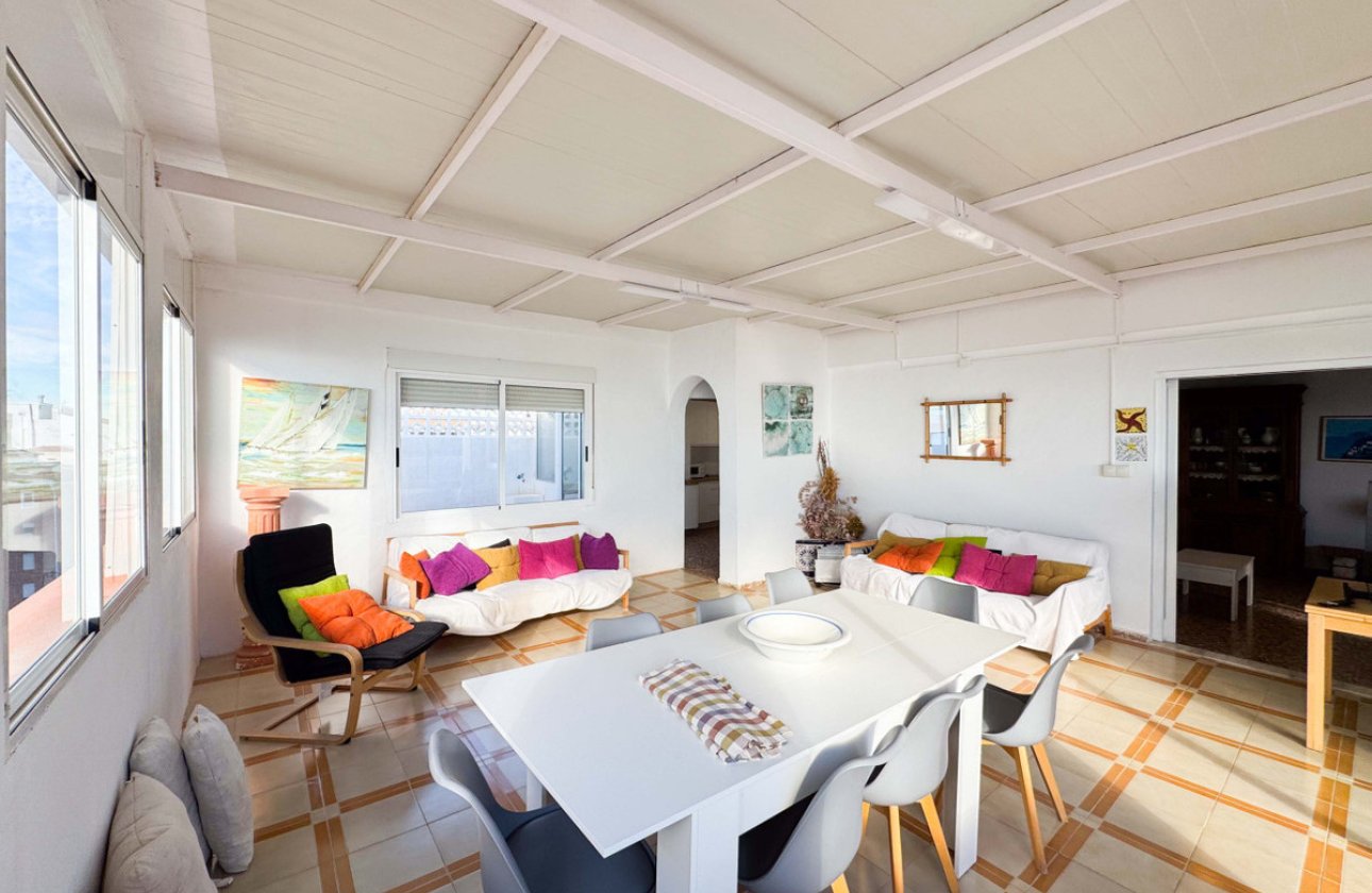 Resale - Apartment / flat -
Torrevieja - La Mata