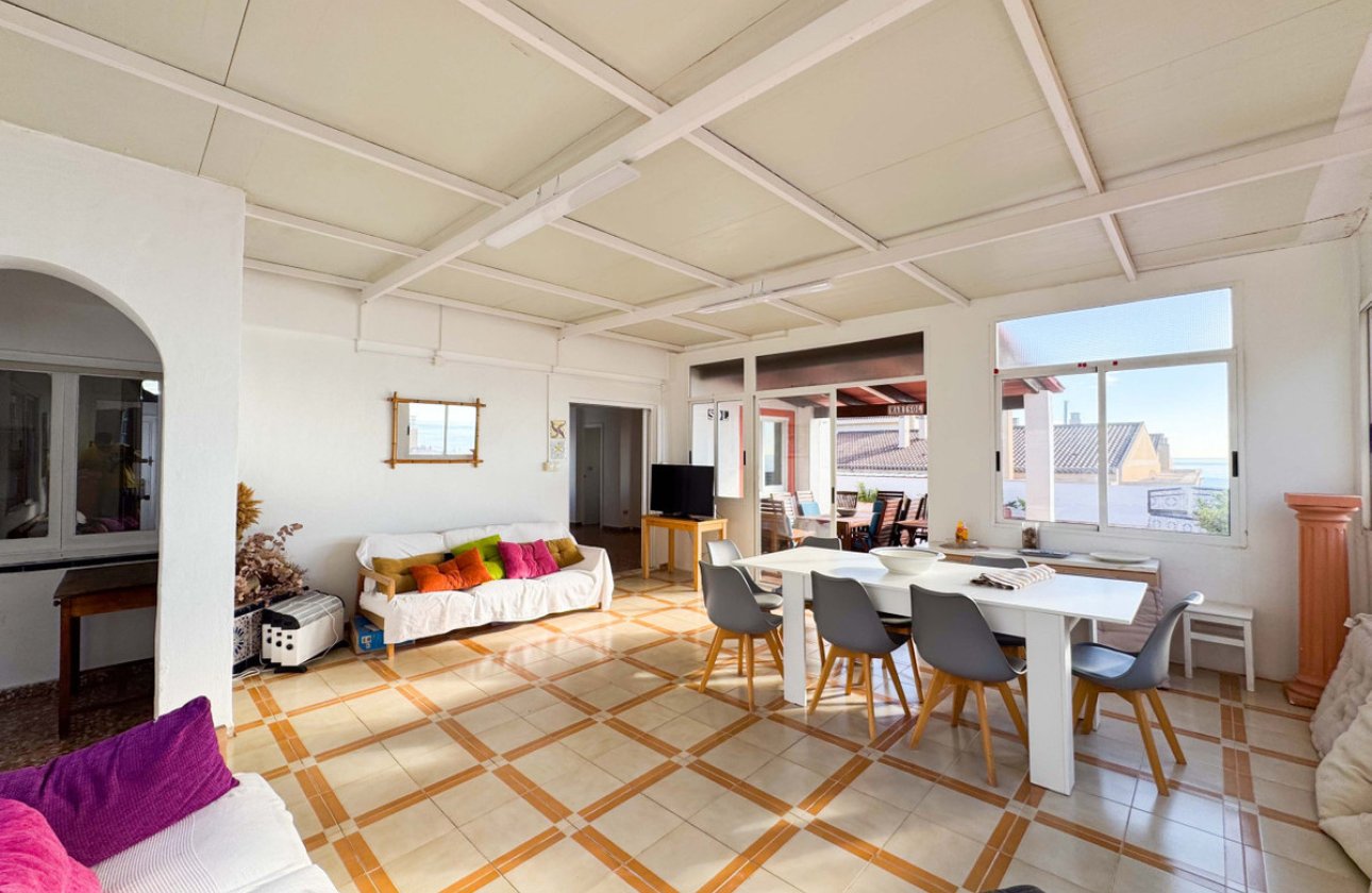 Resale - Apartment / flat -
Torrevieja - La Mata