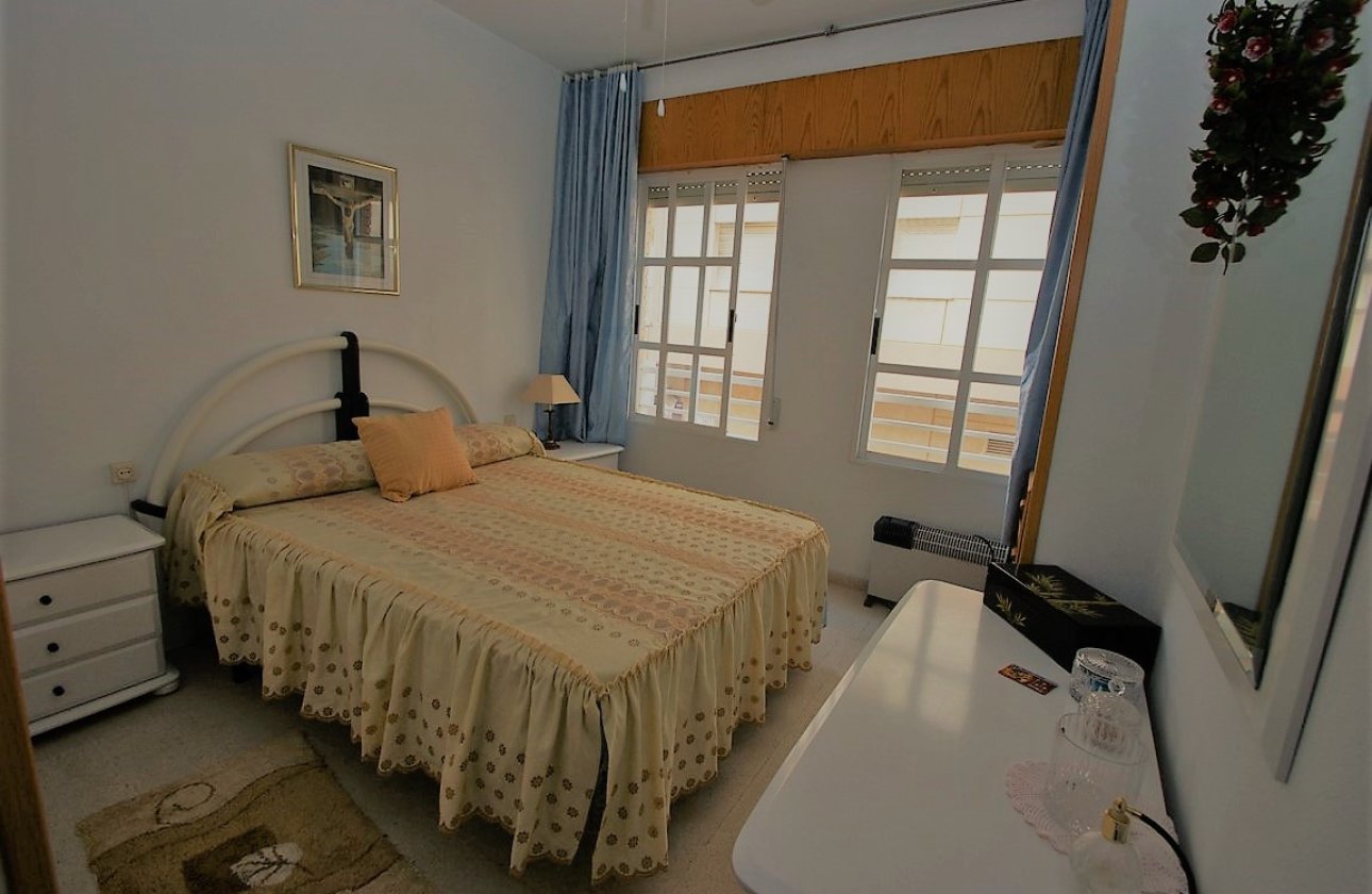 Resale - Apartment / flat -
Torrevieja - La Mata