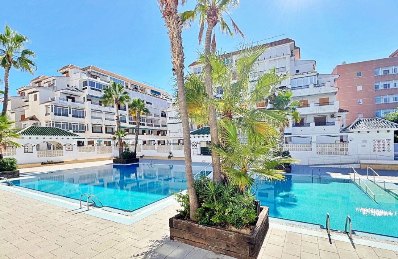 Resale - Apartment / flat -
Torrevieja - La Mata