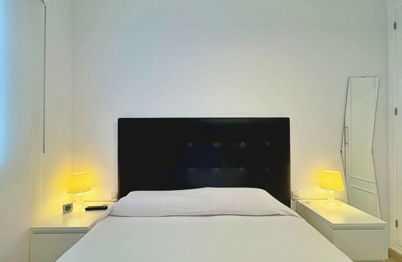 Resale - Apartment / flat -
Torrevieja - La Mata