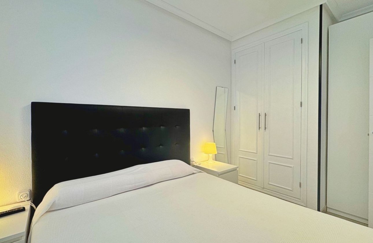 Resale - Apartment / flat -
Torrevieja - La Mata