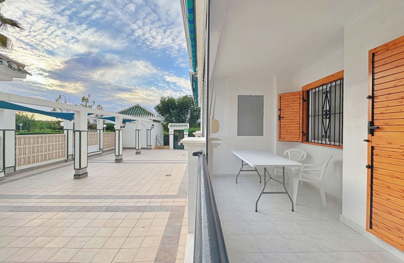 Resale - Apartment / flat -
Torrevieja - La Mata