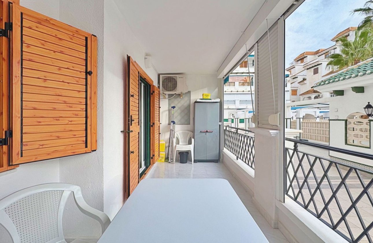 Resale - Apartment / flat -
Torrevieja - La Mata