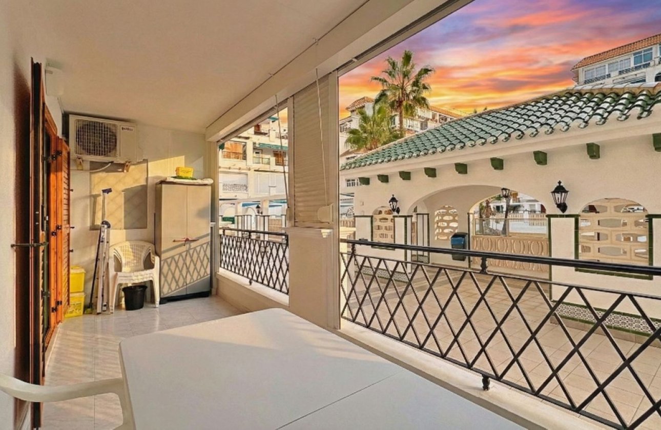 Resale - Apartment / flat -
Torrevieja - La Mata