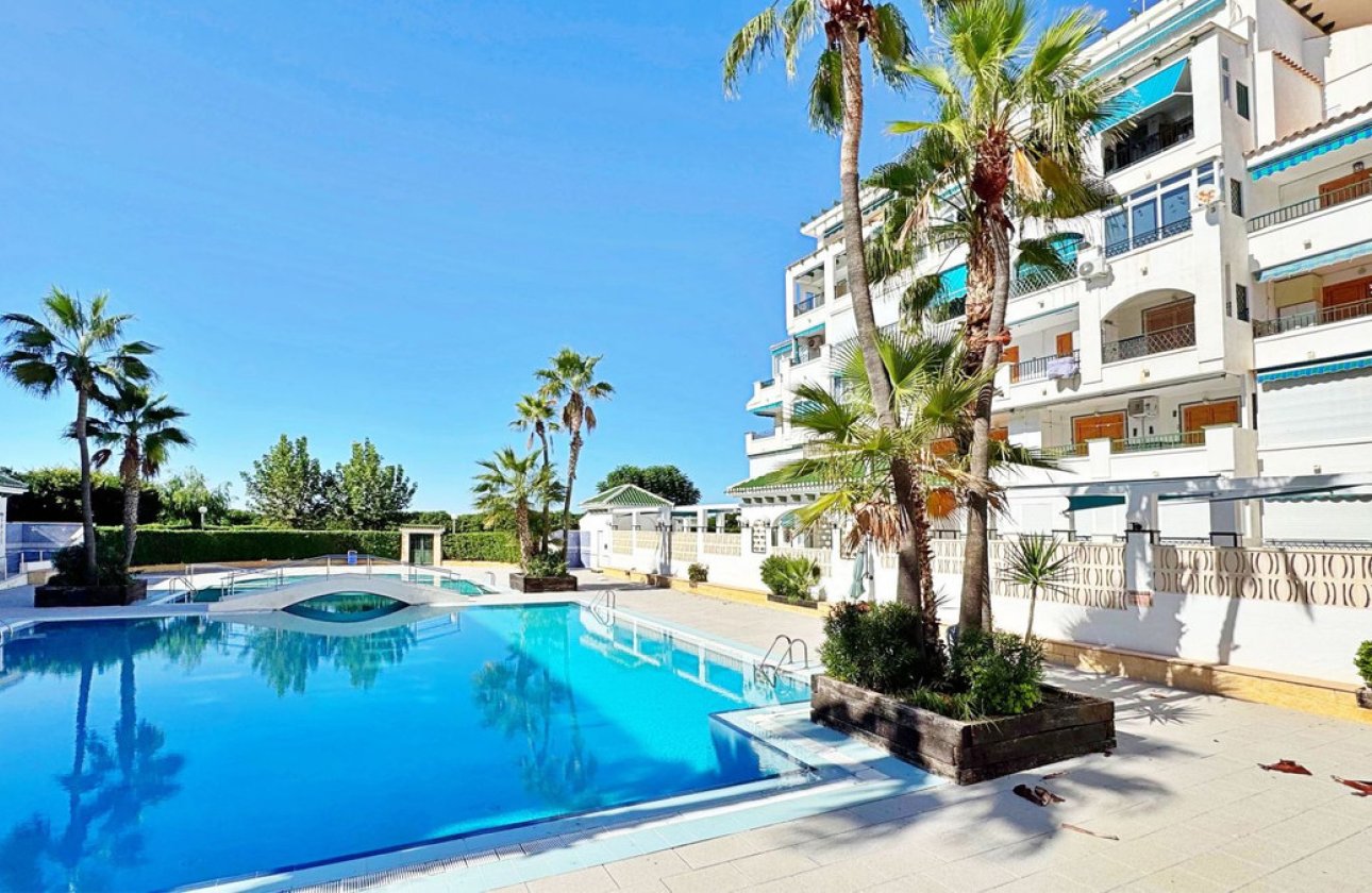 Resale - Apartment / flat -
Torrevieja - La Mata