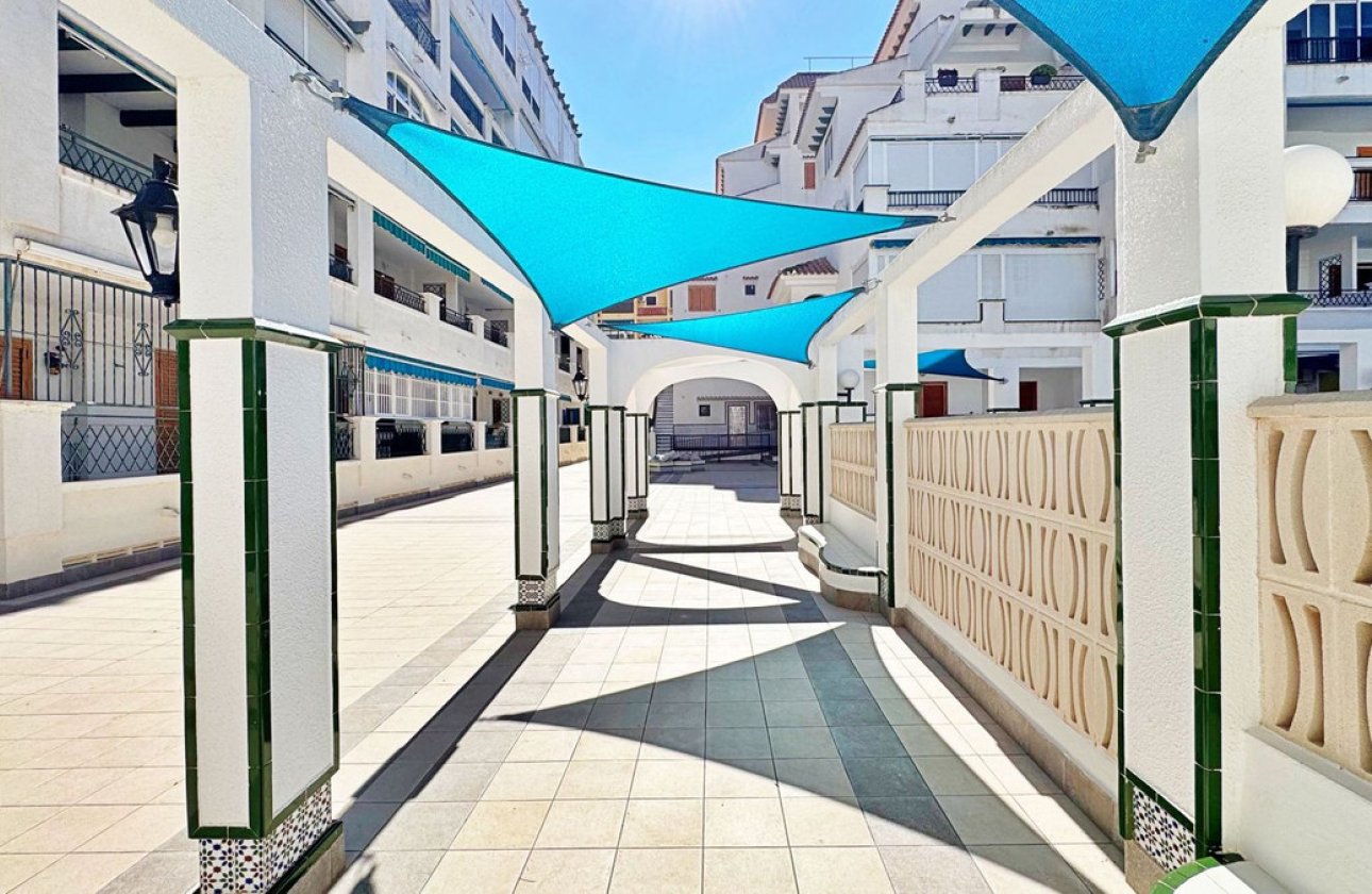Resale - Apartment / flat -
Torrevieja - La Mata