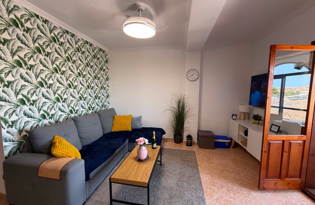 Resale - Apartment / flat -
Torrevieja - La Mata