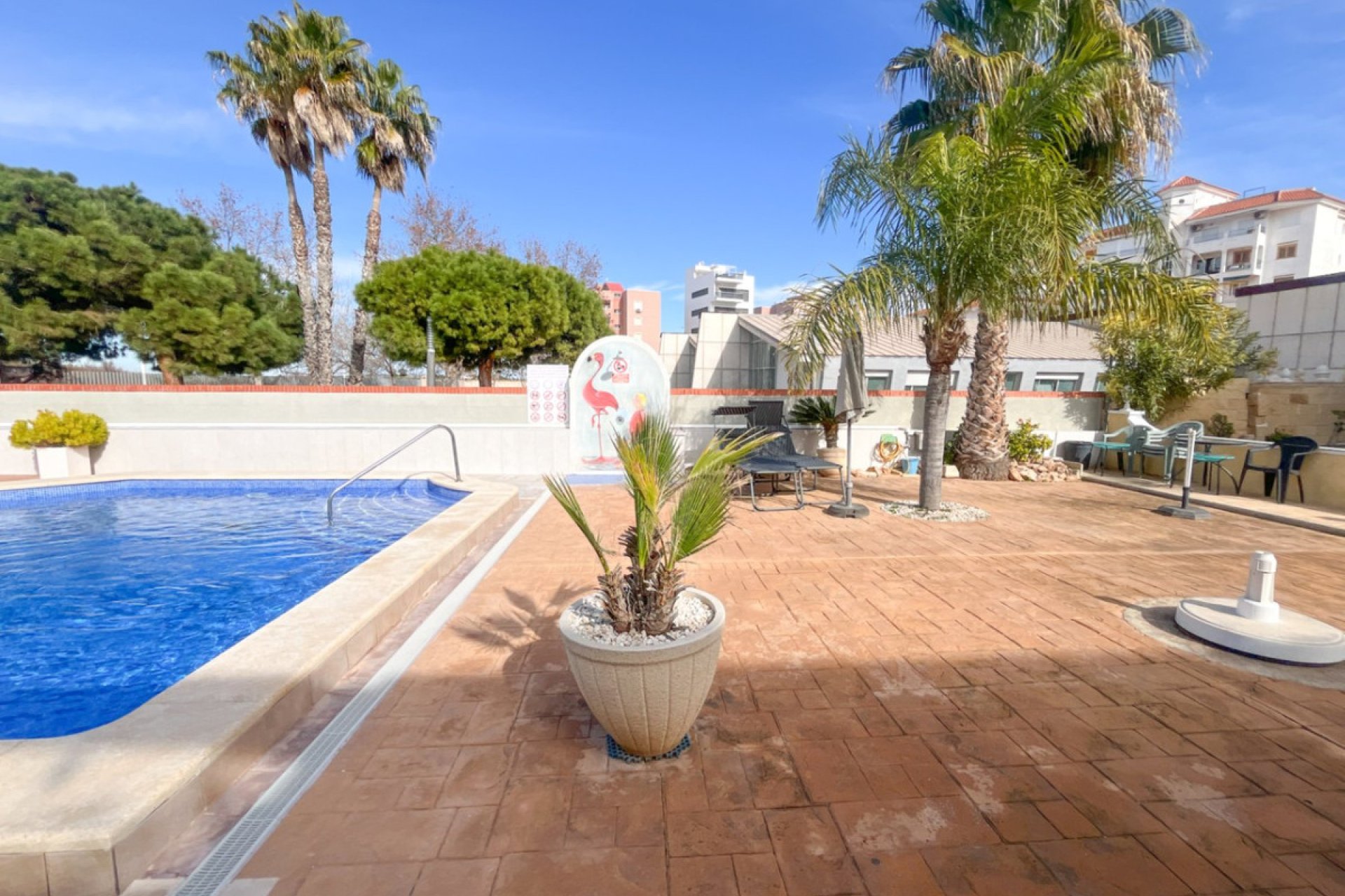 Resale - Apartment / flat -
Torrevieja - La Mata