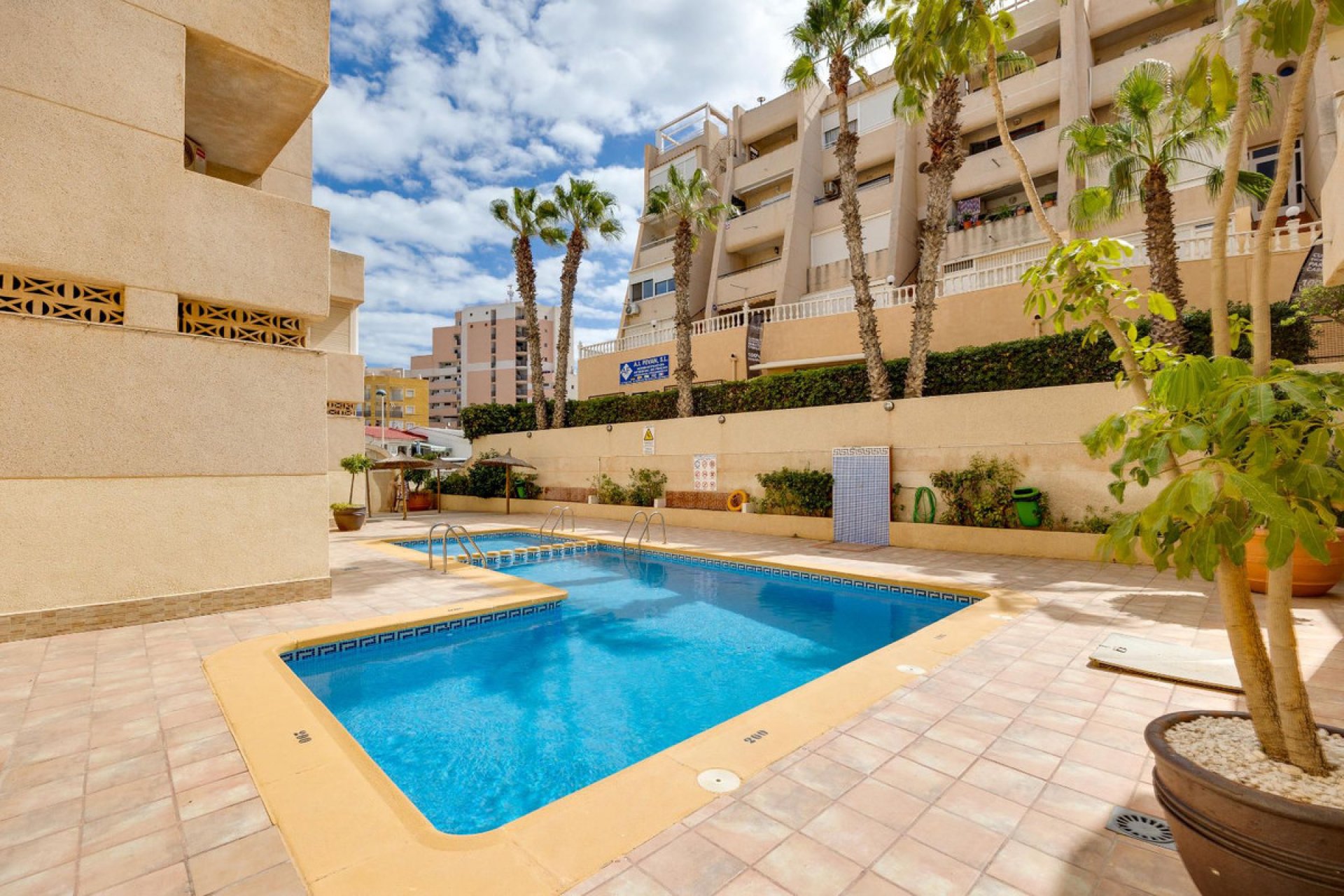 Resale - Apartment / flat -
Torrevieja - La Mata
