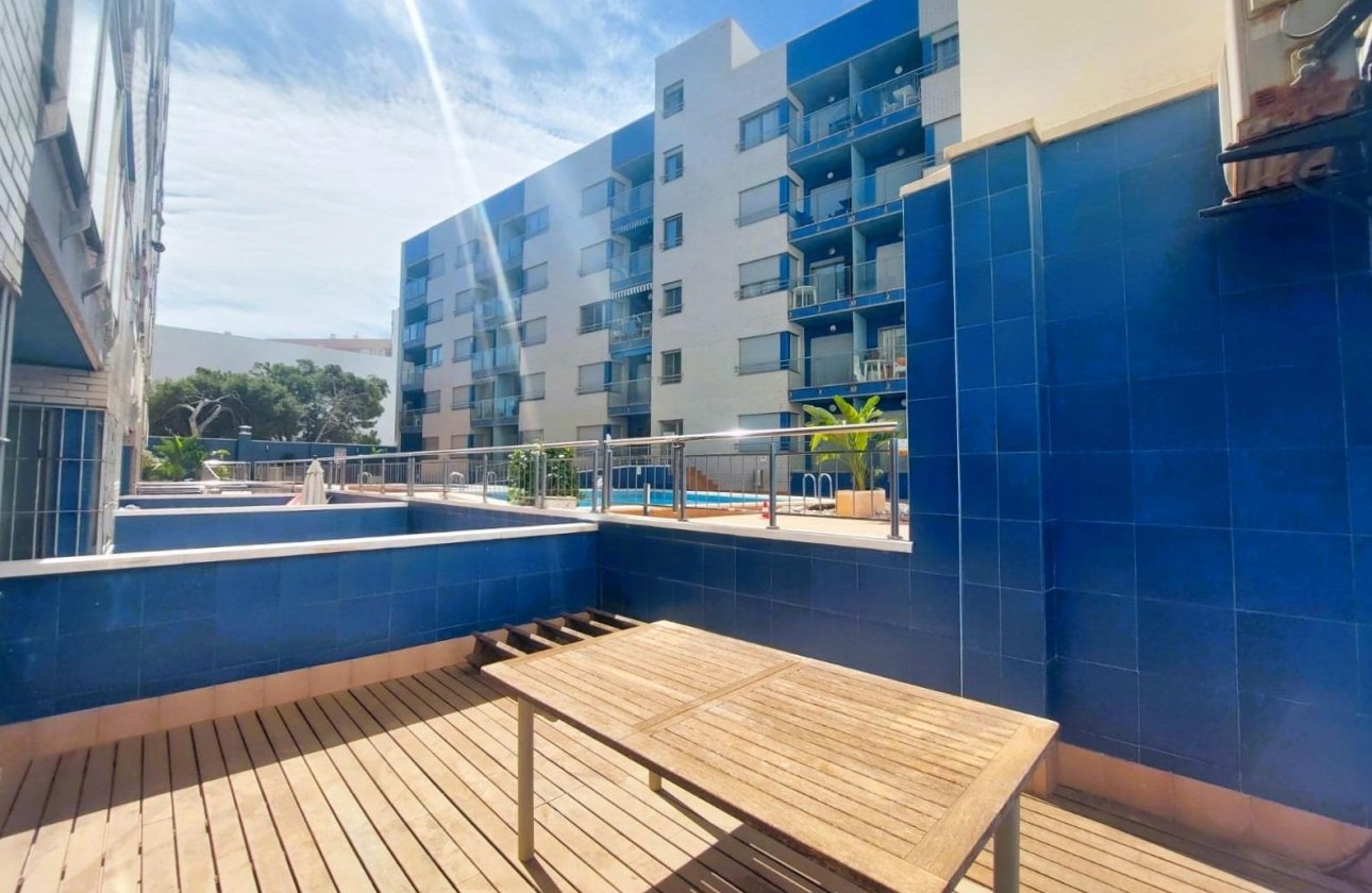 Resale - Apartment / flat -
Torrevieja - Playa de los Locos