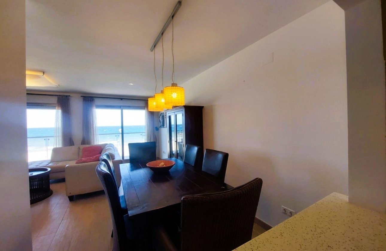 Resale - Apartment / flat -
Torrevieja - Playa de los Locos