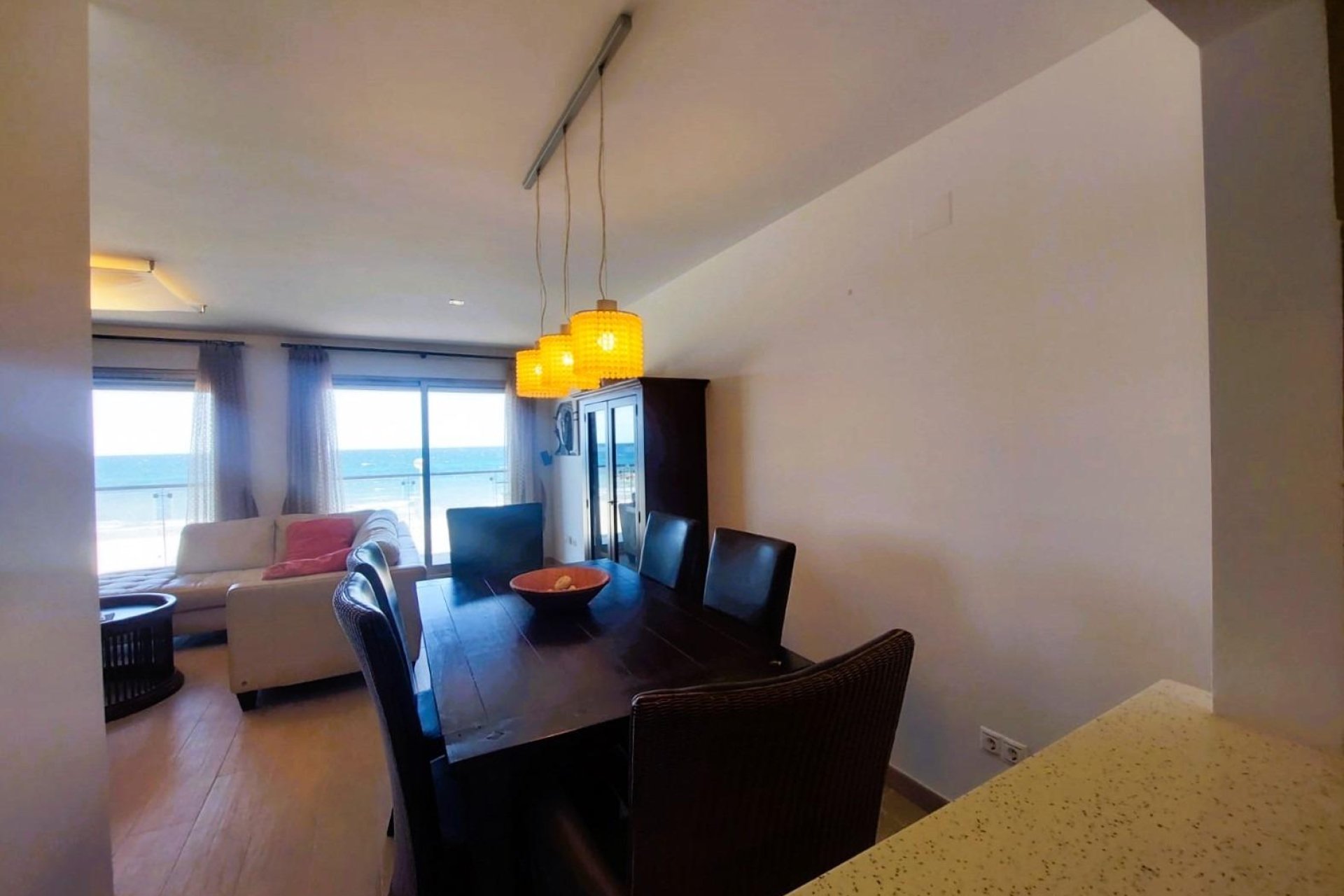 Resale - Apartment / flat -
Torrevieja - Playa de los Locos
