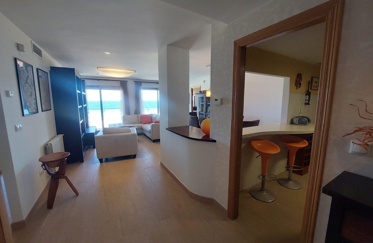 Resale - Apartment / flat -
Torrevieja - Playa de los Locos