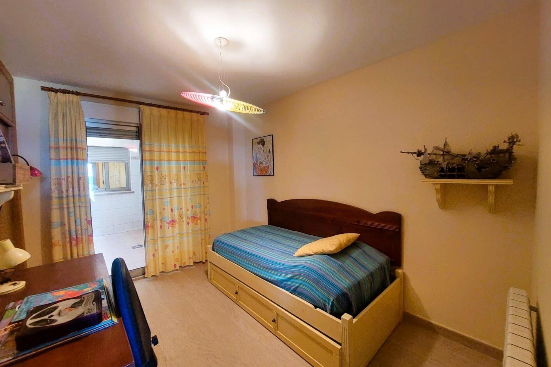 Resale - Apartment / flat -
Torrevieja - Playa de los Locos