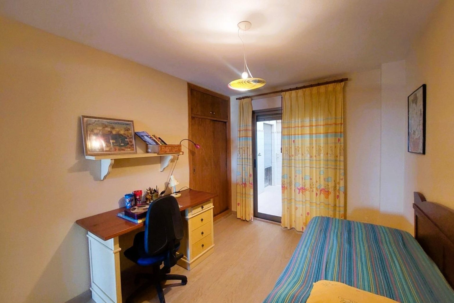 Resale - Apartment / flat -
Torrevieja - Playa de los Locos