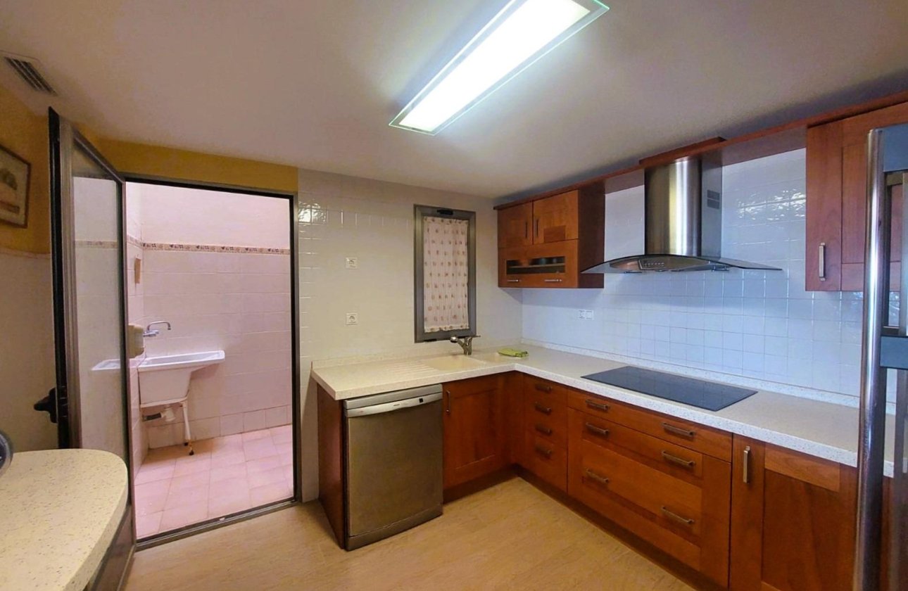 Resale - Apartment / flat -
Torrevieja - Playa de los Locos