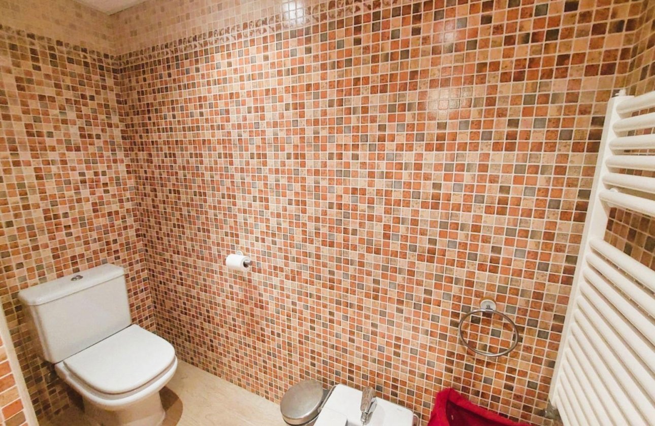 Resale - Apartment / flat -
Torrevieja - Playa de los Locos