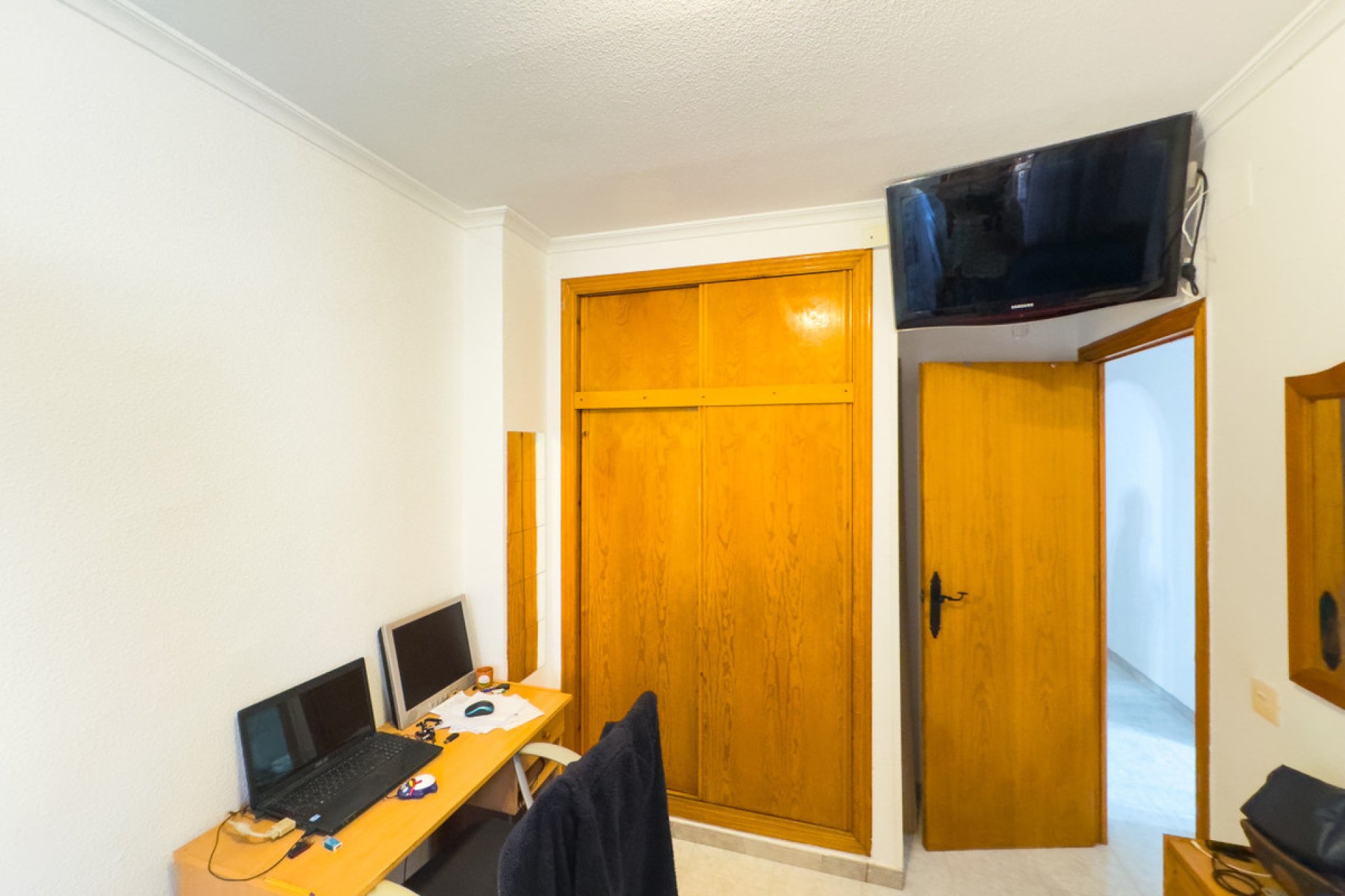 Resale - Apartment / flat -
Torrevieja - Playa de los Locos