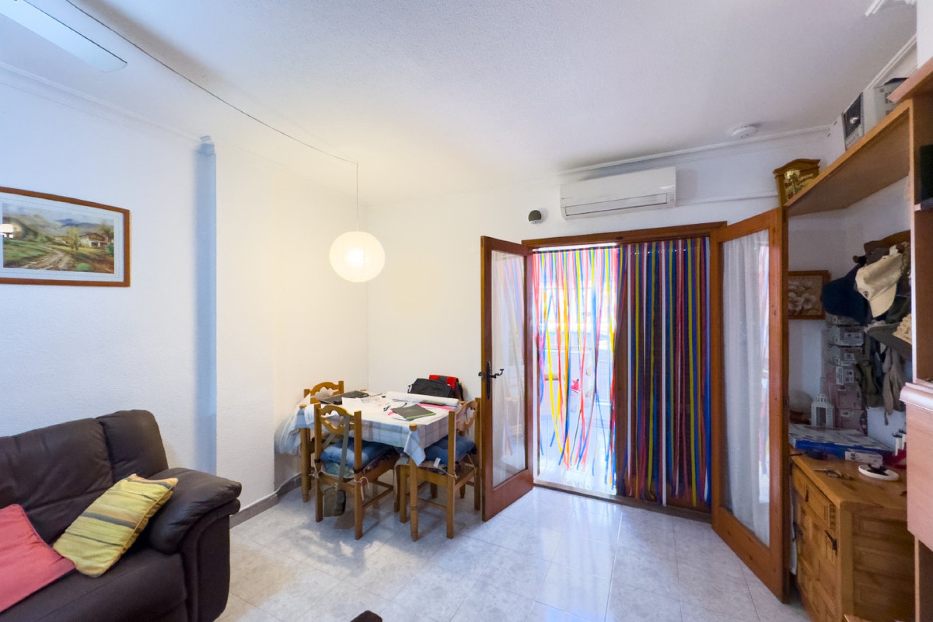 Resale - Apartment / flat -
Torrevieja - Playa de los Locos
