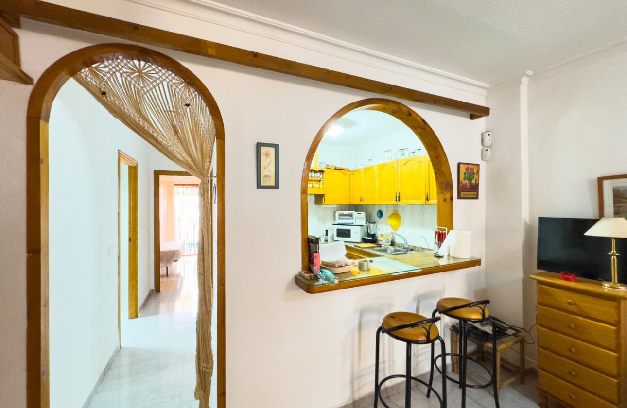 Resale - Apartment / flat -
Torrevieja - Playa de los Locos