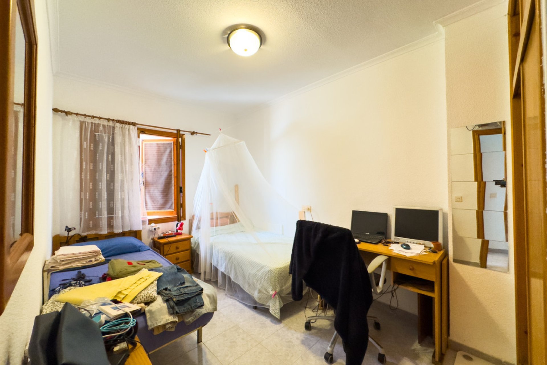 Resale - Apartment / flat -
Torrevieja - Playa de los Locos