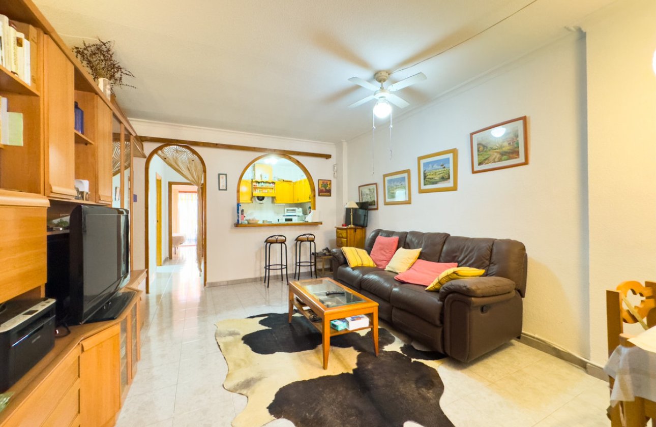 Resale - Apartment / flat -
Torrevieja - Playa de los Locos