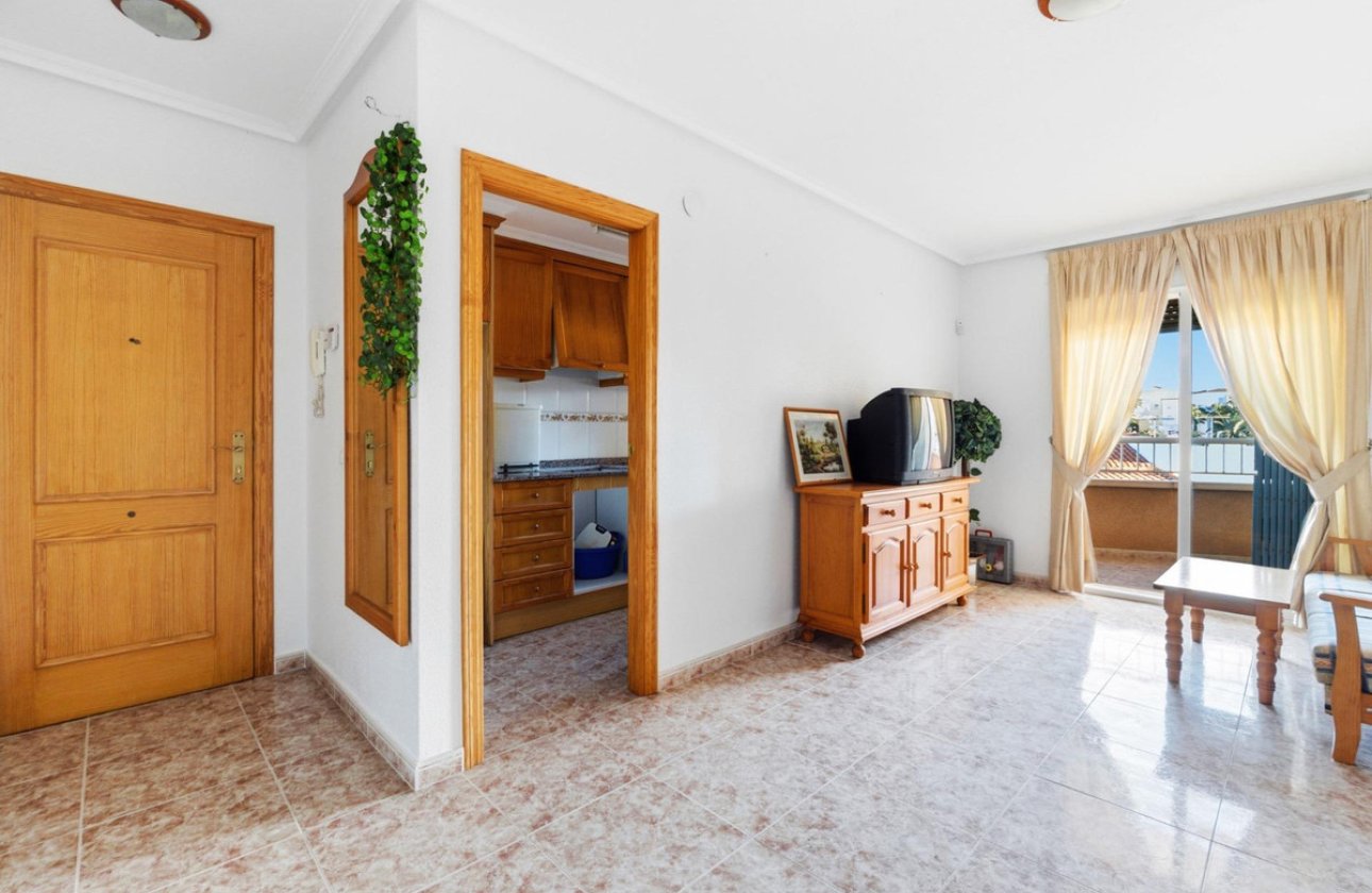 Resale - Apartment / flat -
Torrevieja - Playa de los Locos