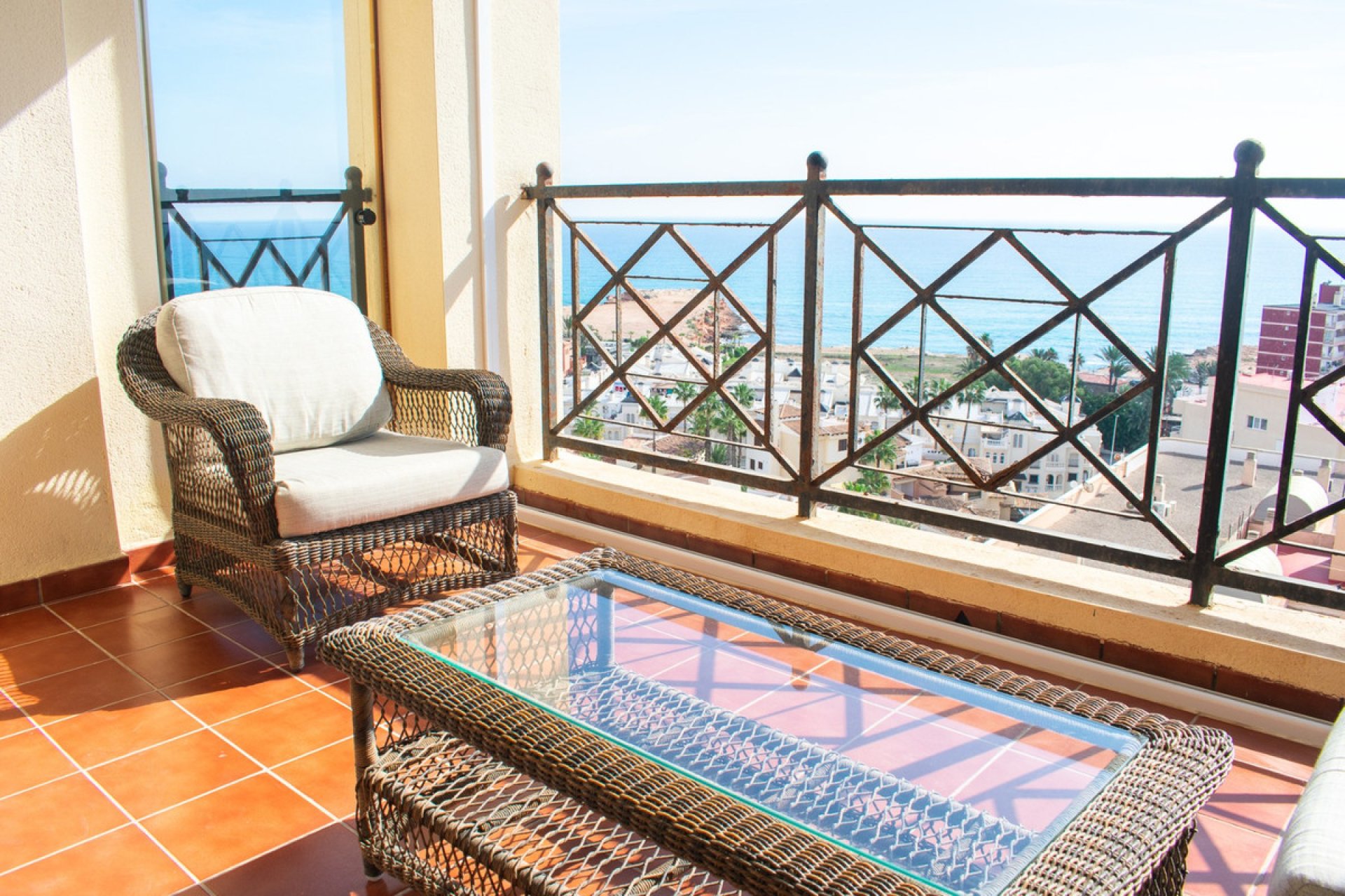 Resale - Apartment / flat -
Torrevieja - Playa de los Locos