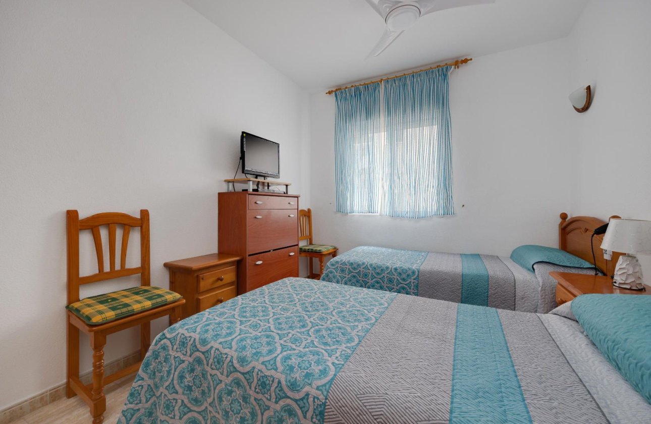 Resale - Apartment / flat -
Torrevieja - Playa del Cura
