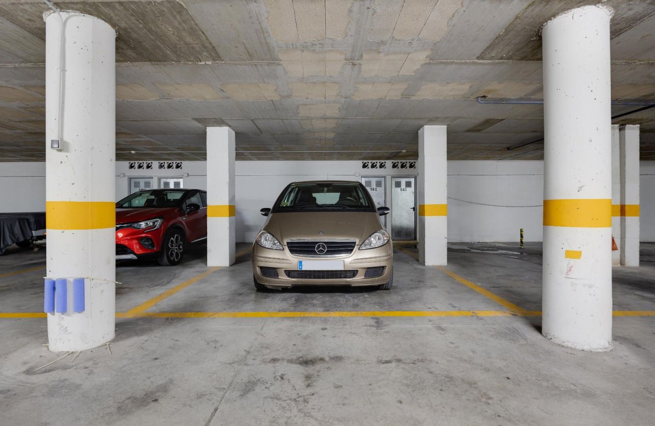 Resale - Apartment / flat -
Torrevieja - Playa del Cura