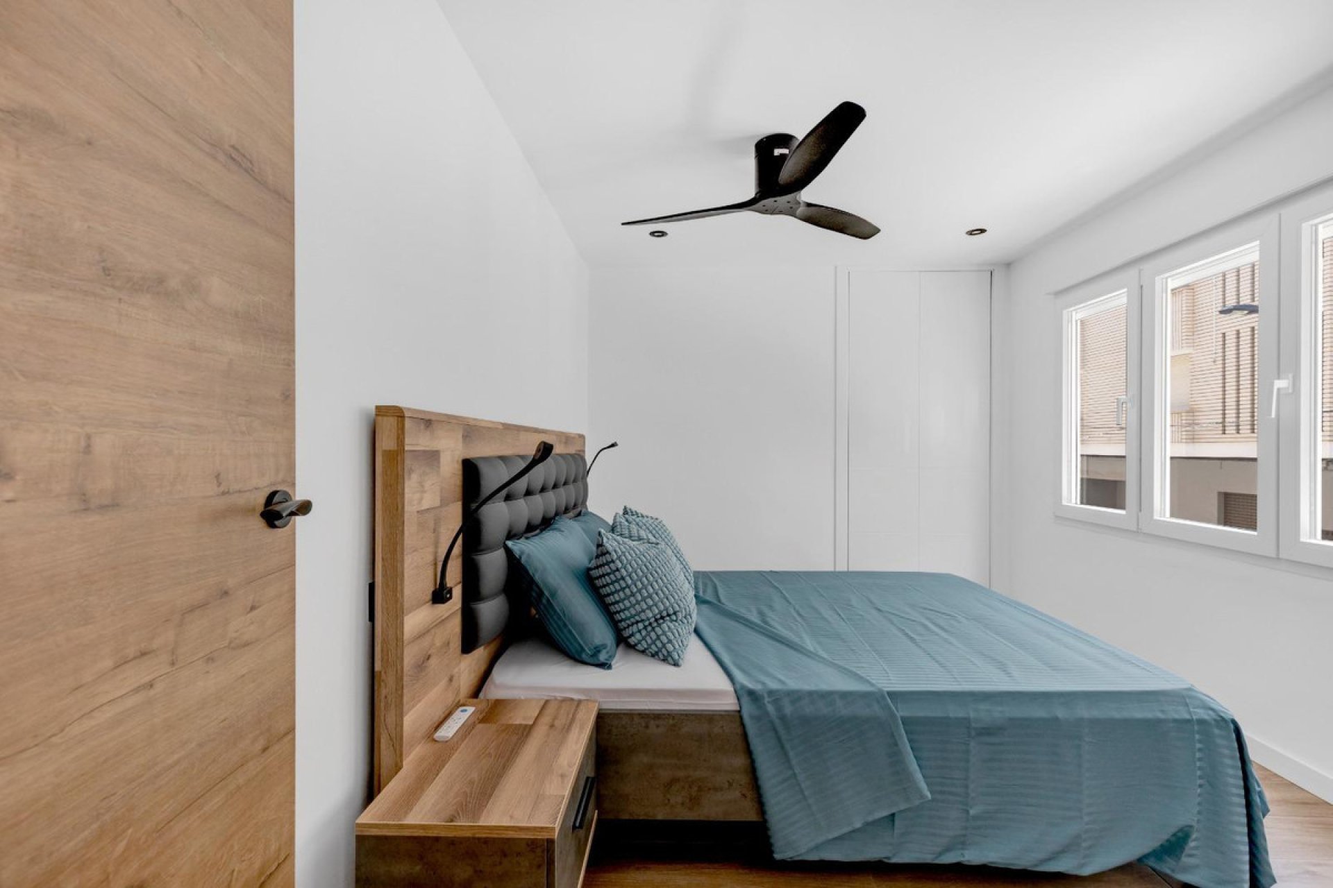 Resale - Apartment / flat -
Torrevieja - Playa del Cura