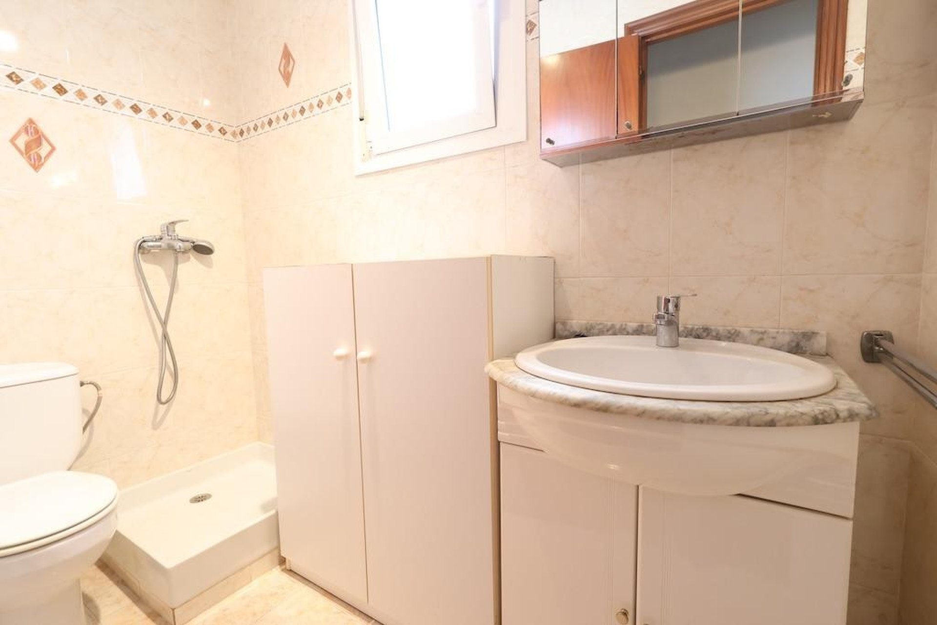 Resale - Apartment / flat -
Torrevieja - Playa del Cura