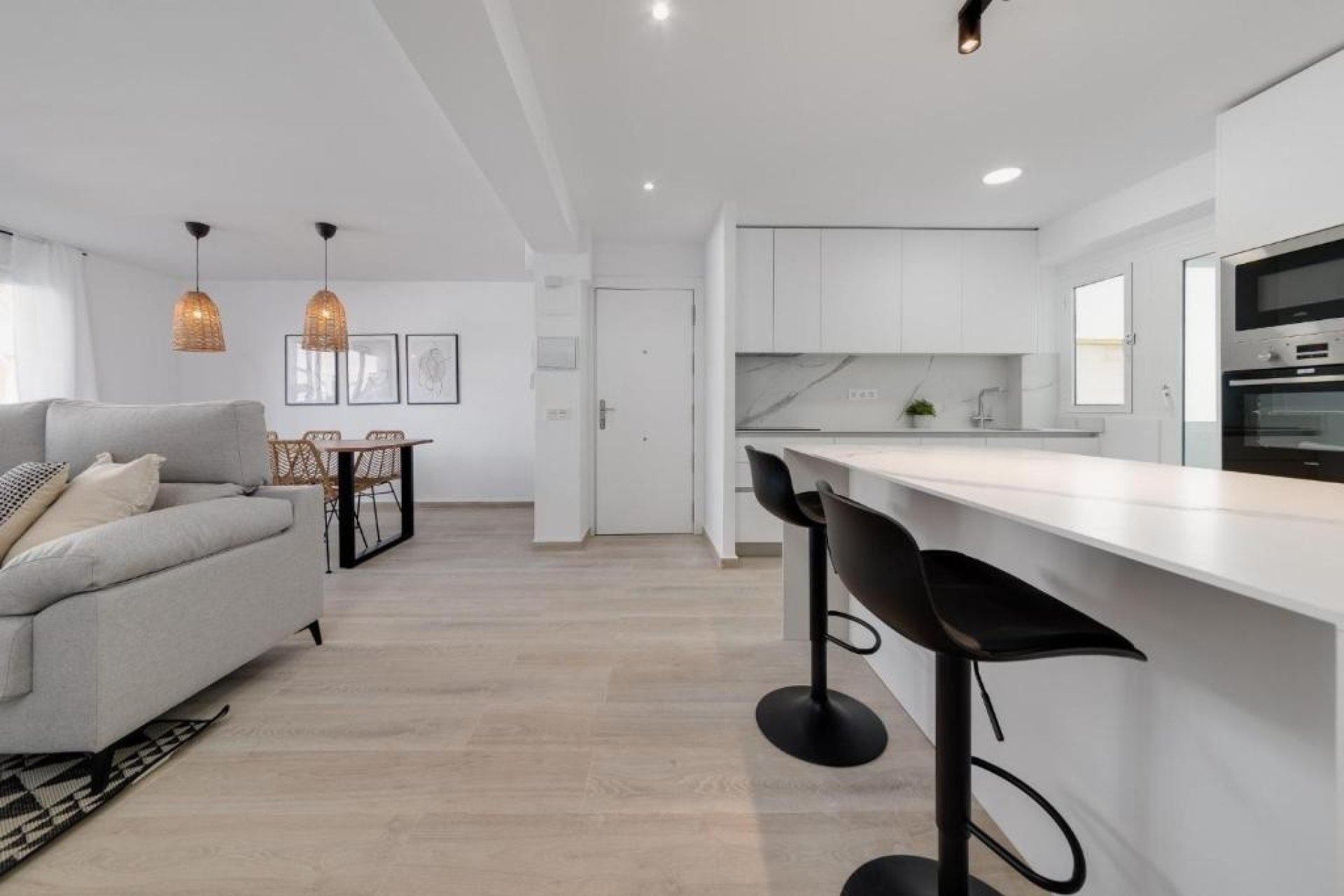 Resale - Apartment / flat -
Torrevieja - Playa del Cura