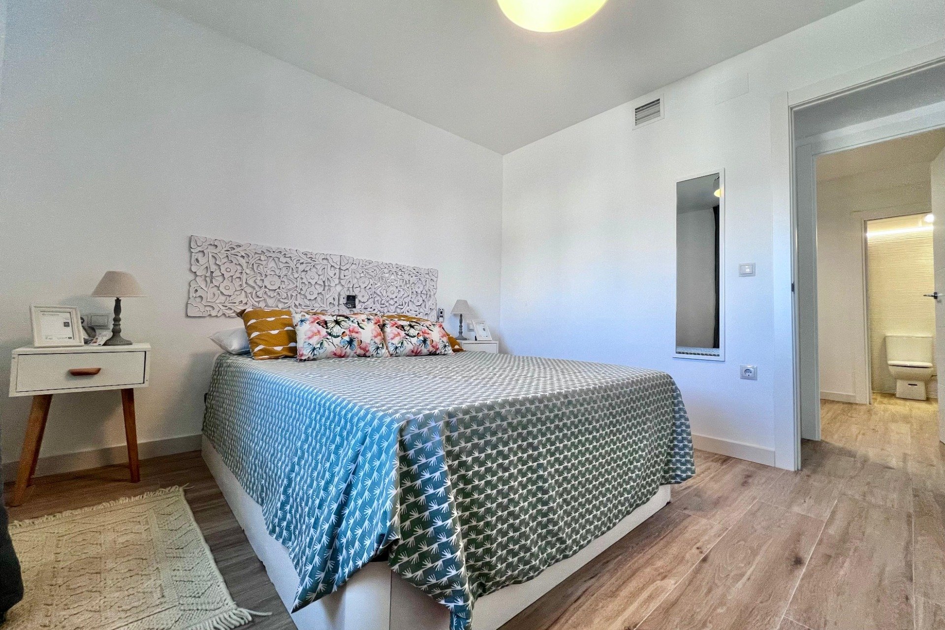 Resale - Apartment / flat -
Torrevieja - Punta Prima