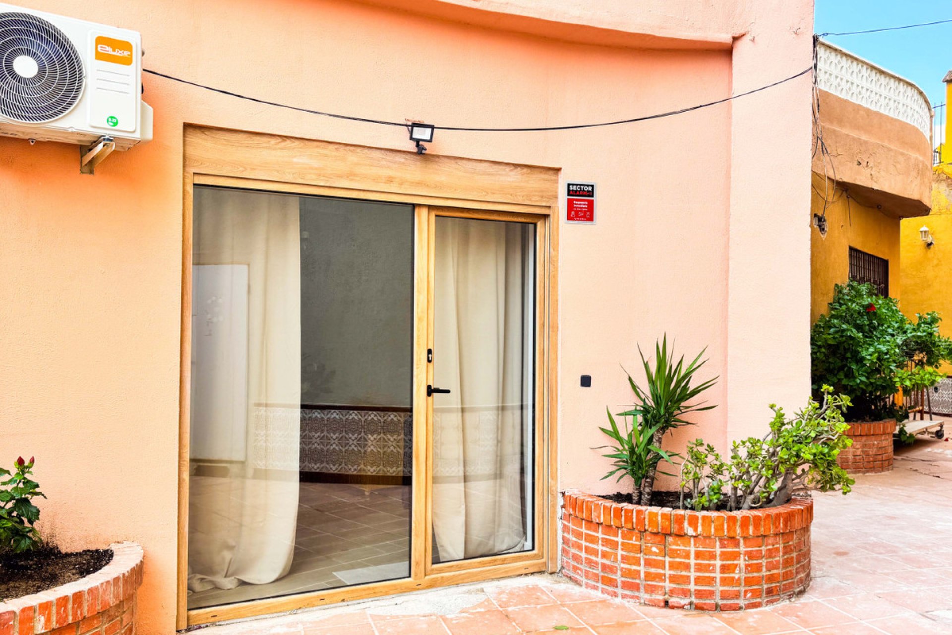 Resale - Apartment / flat -
Torrevieja - Torre la mata
