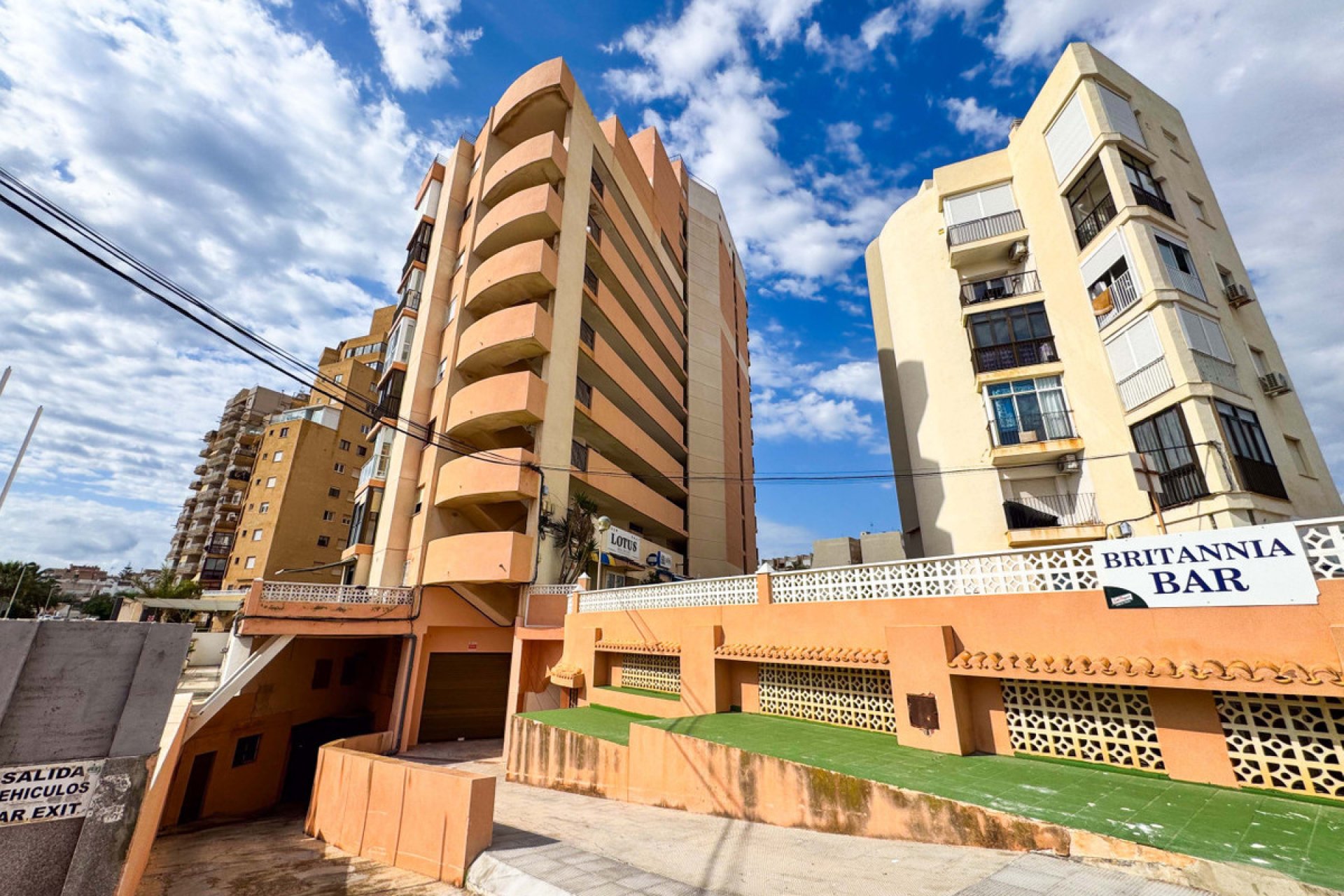 Resale - Apartment / flat -
Torrevieja - Torre la mata