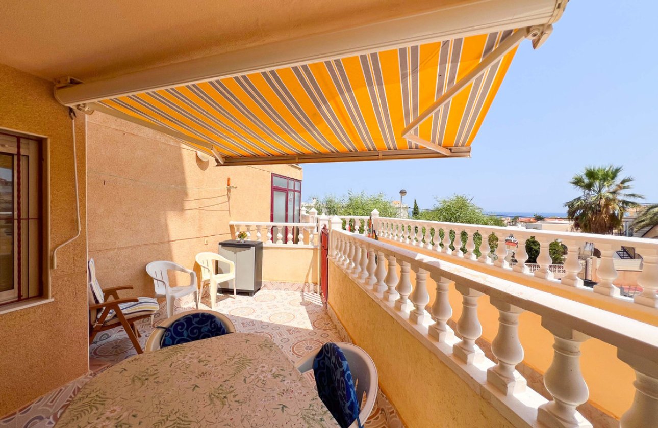Resale - Apartment / flat -
Torrevieja - Torre la mata