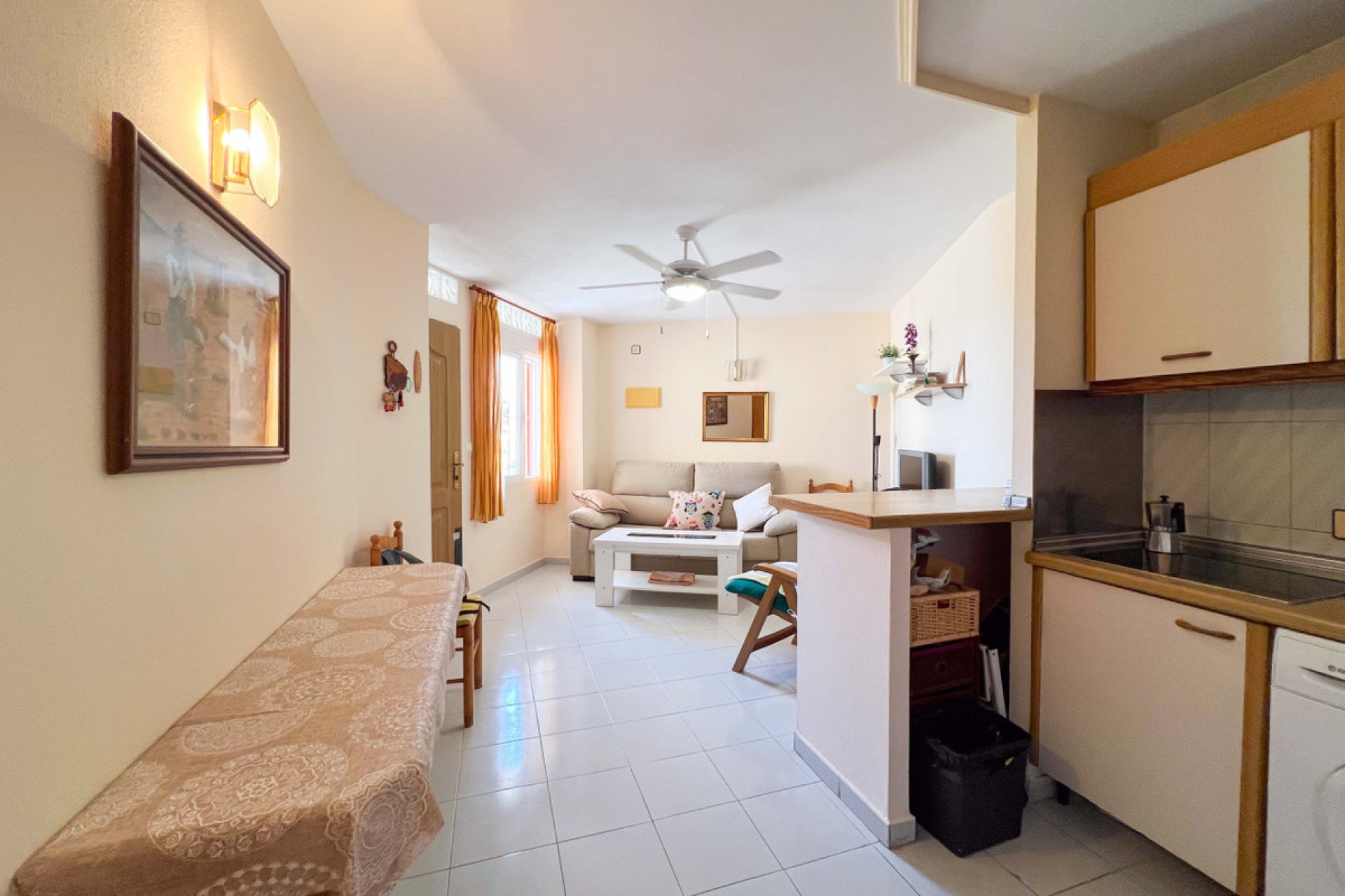 Resale - Apartment / flat -
Torrevieja - Torre la mata