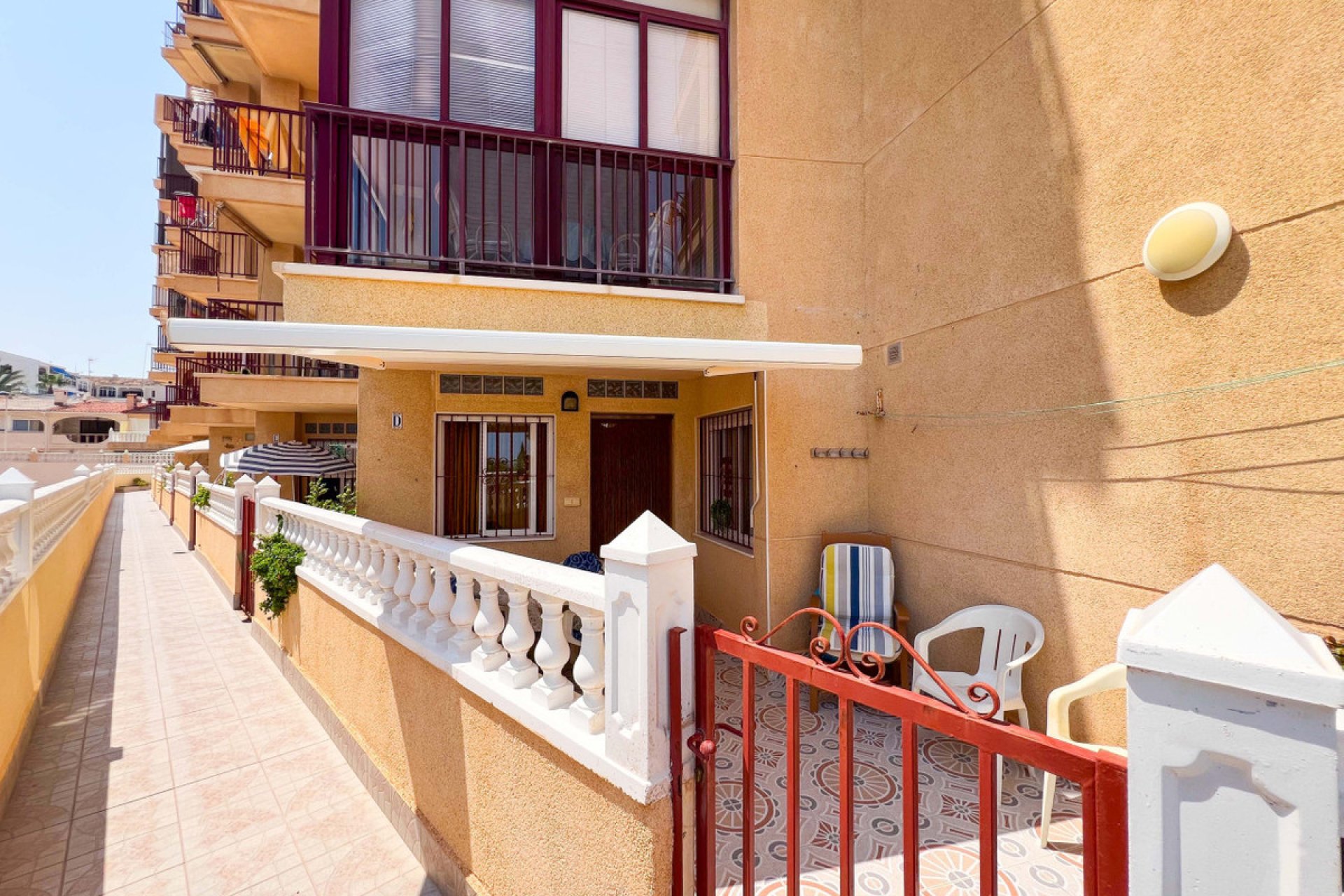Resale - Apartment / flat -
Torrevieja - Torre la mata