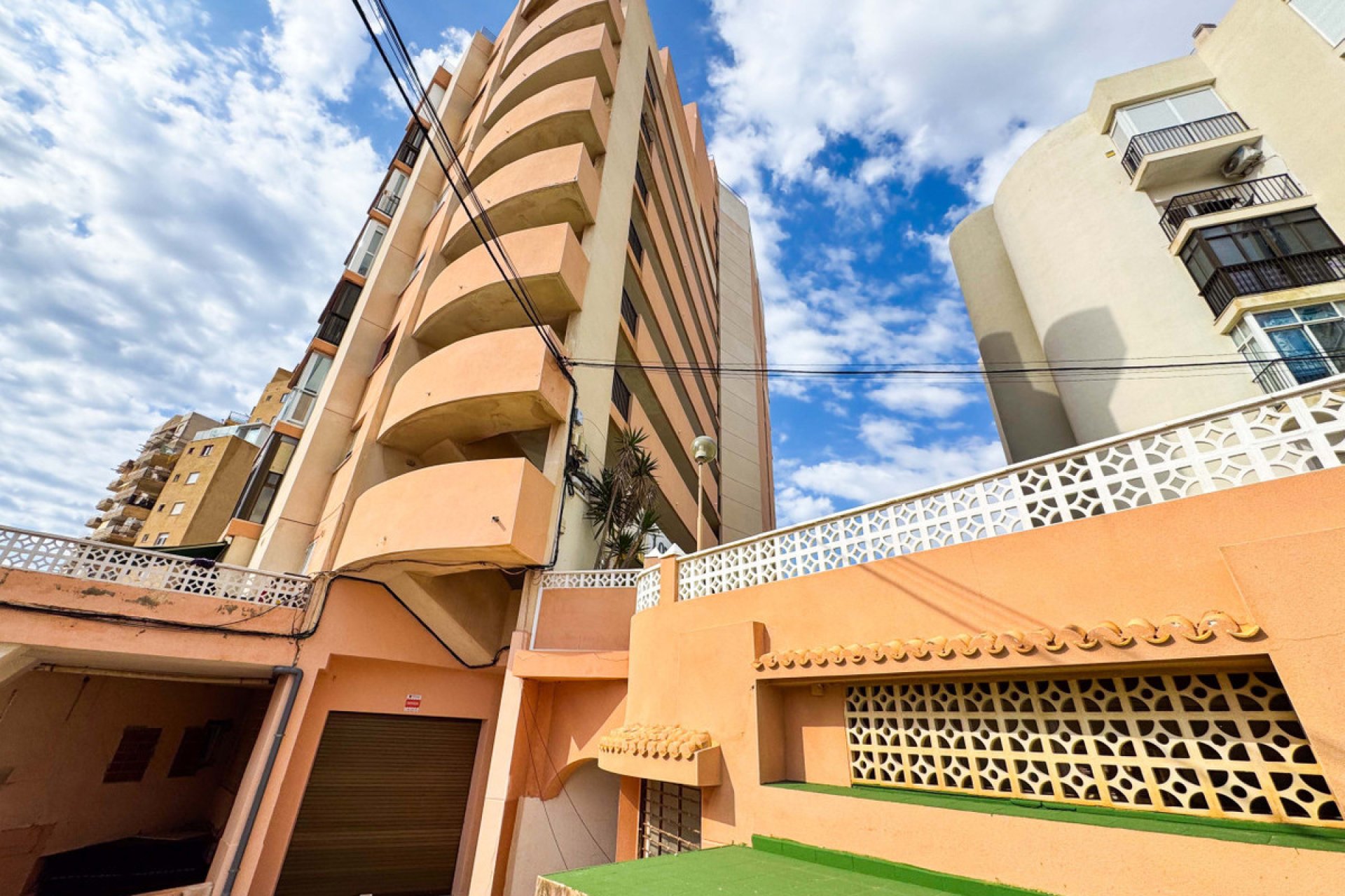Resale - Apartment / flat -
Torrevieja - Torre la mata