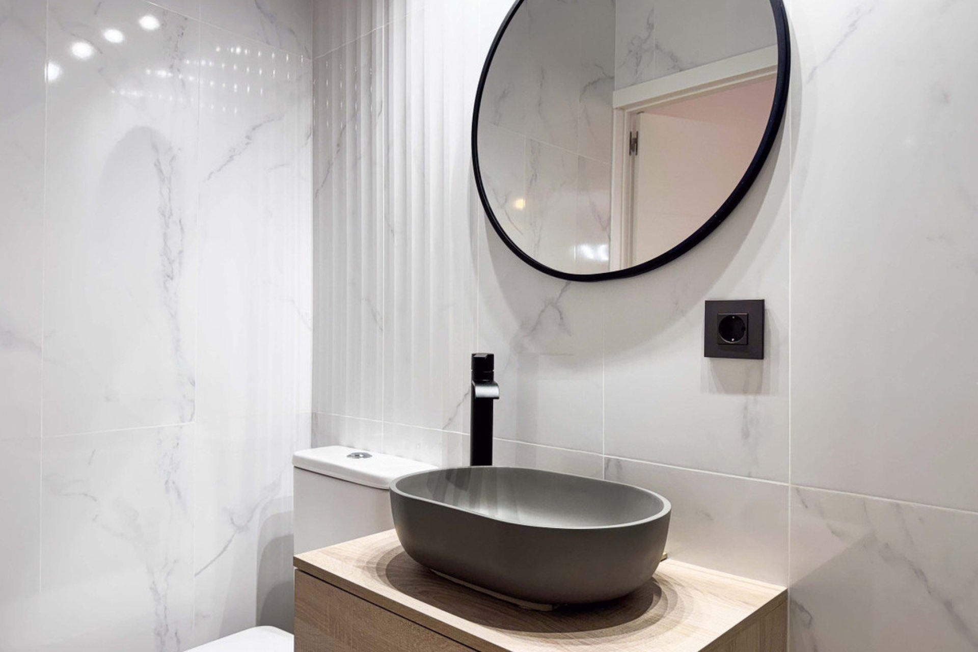 Resale - Apartment / flat -
Torrevieja - Torre la mata