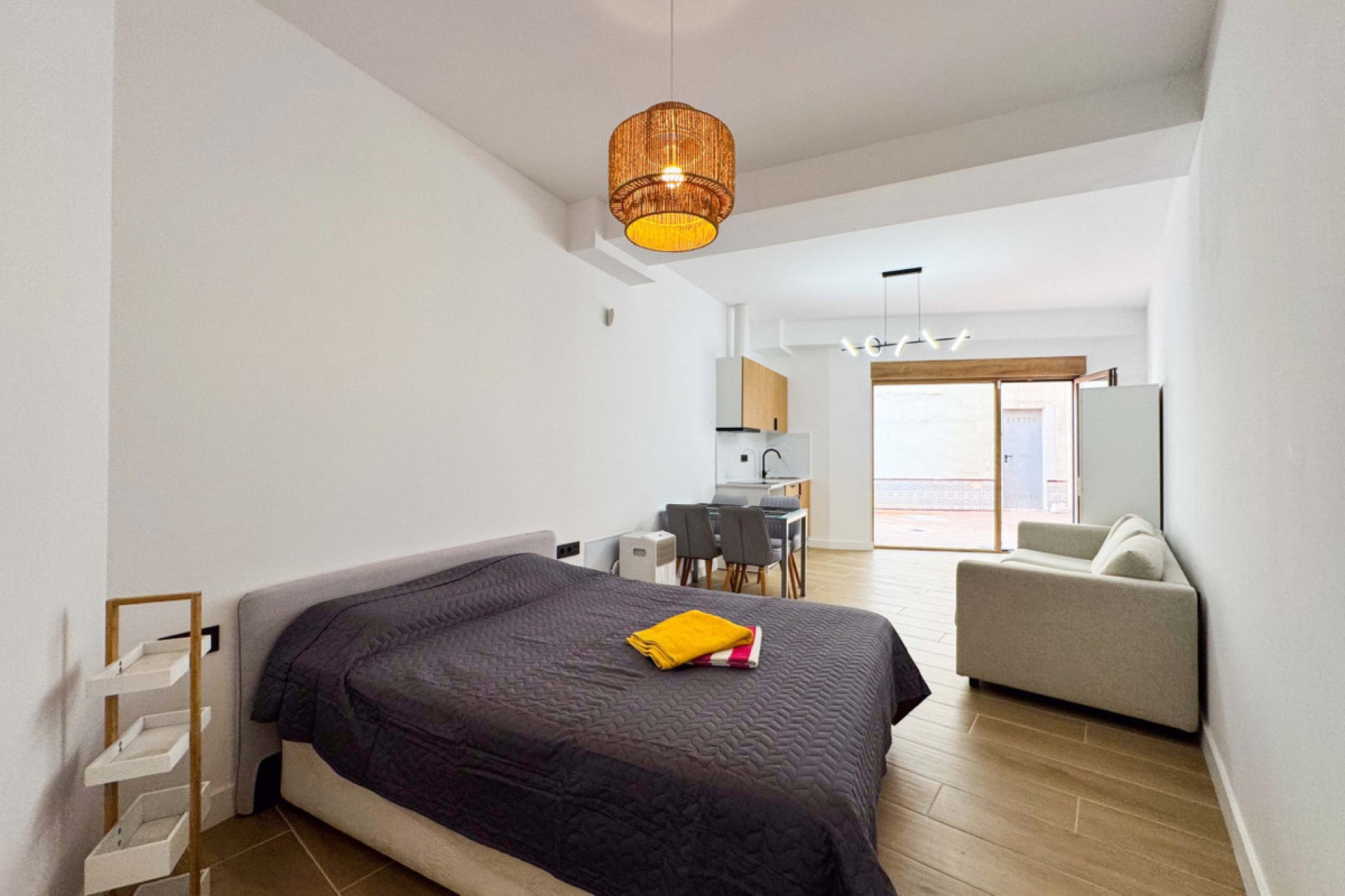 Resale - Apartment / flat -
Torrevieja - Torre la mata