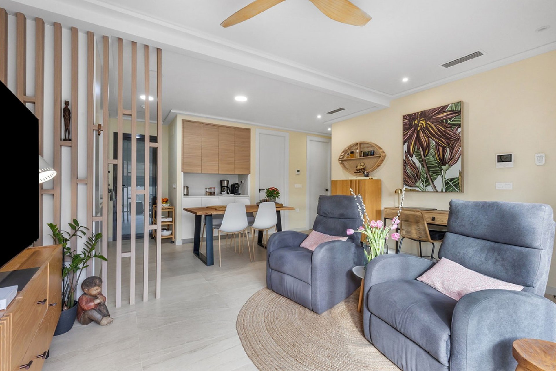 Resale - Apartment / flat -
Torrevieja - Torre la mata