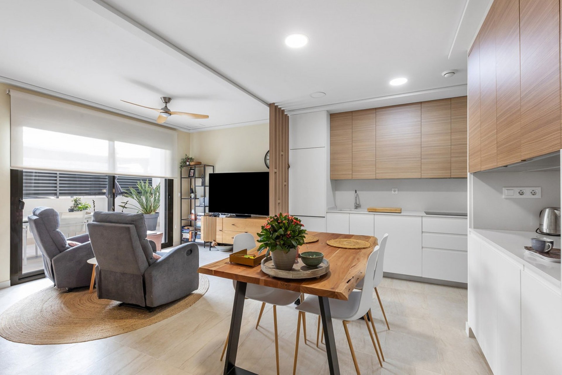 Resale - Apartment / flat -
Torrevieja - Torre la mata