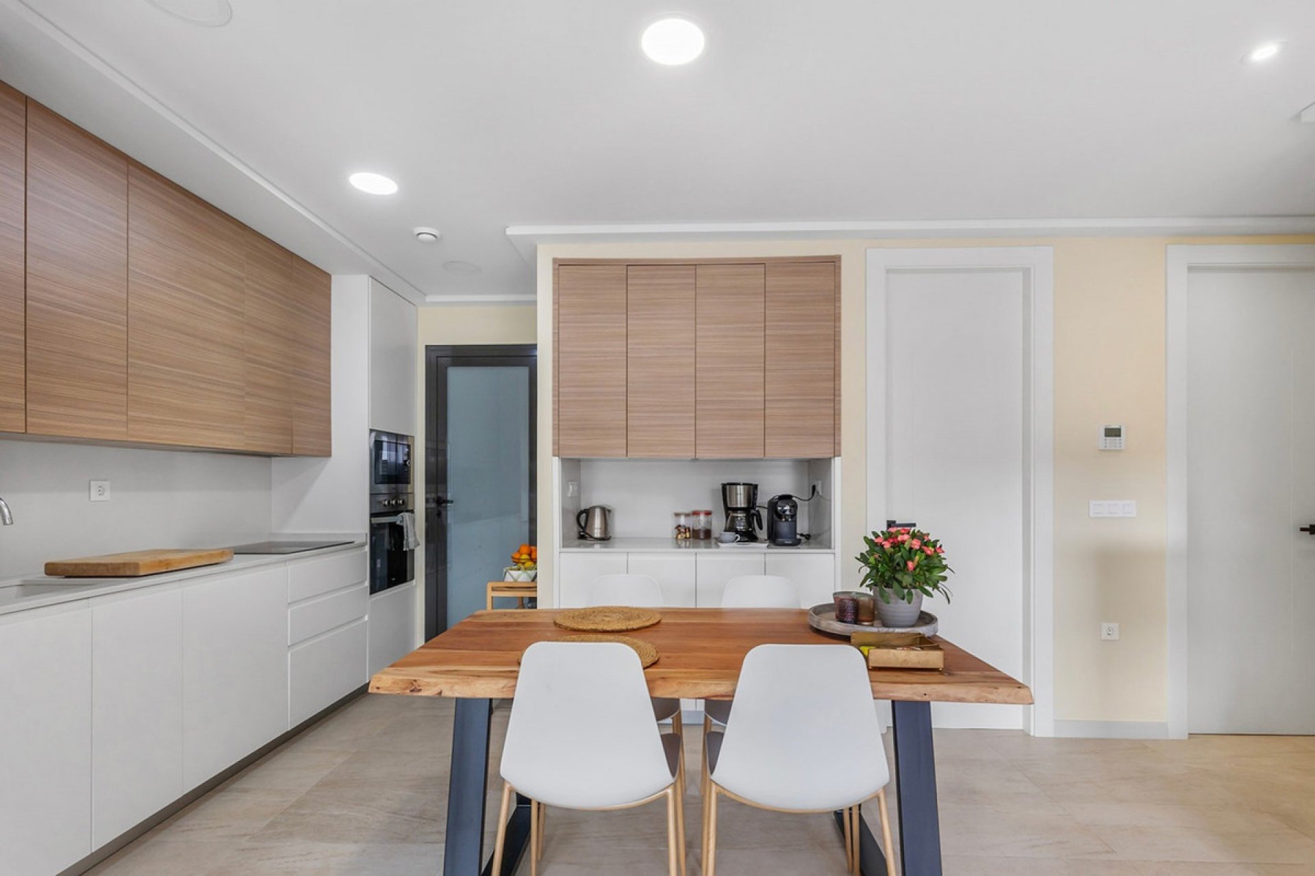 Resale - Apartment / flat -
Torrevieja - Torre la mata