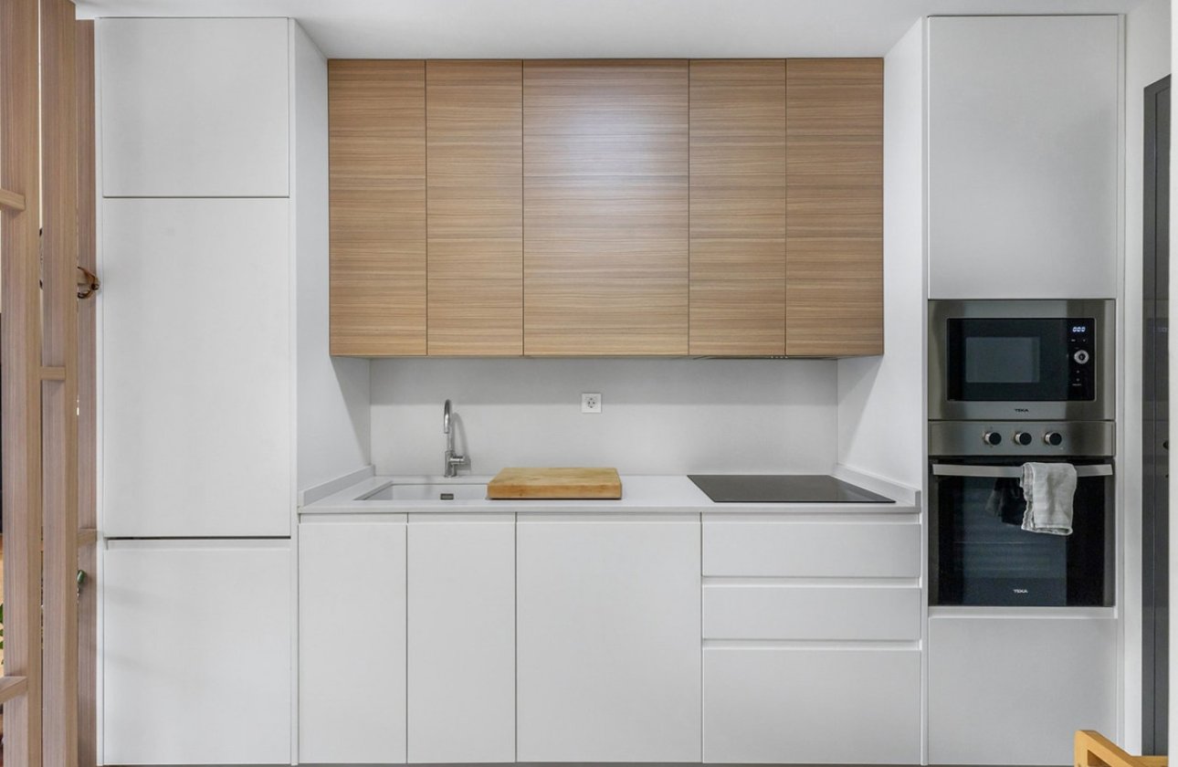 Resale - Apartment / flat -
Torrevieja - Torre la mata