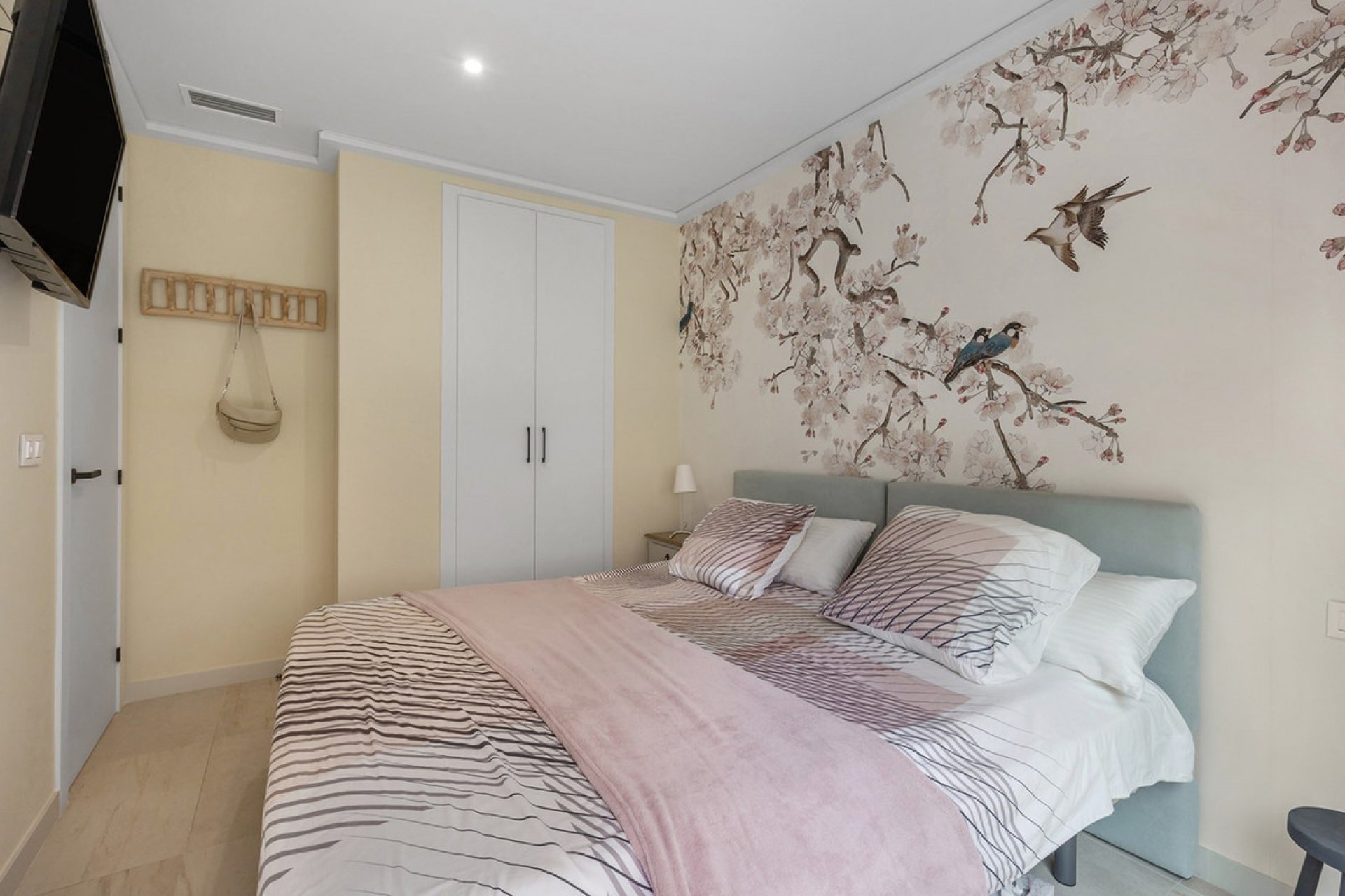 Resale - Apartment / flat -
Torrevieja - Torre la mata