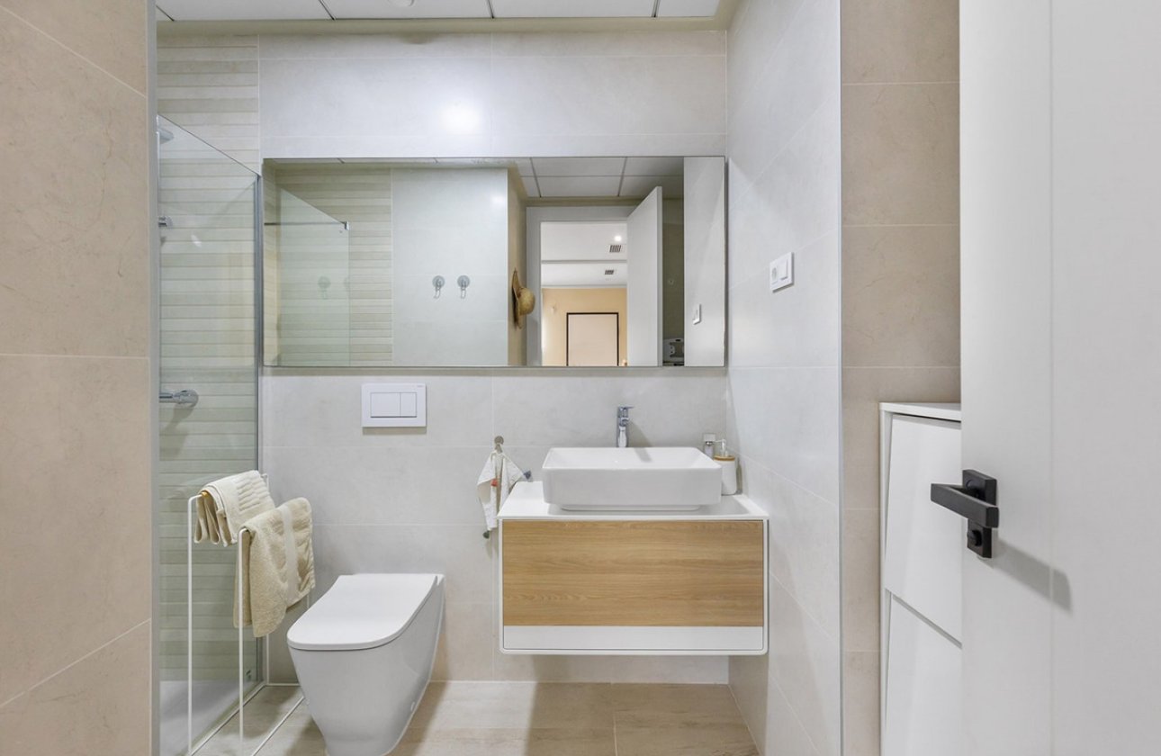 Resale - Apartment / flat -
Torrevieja - Torre la mata