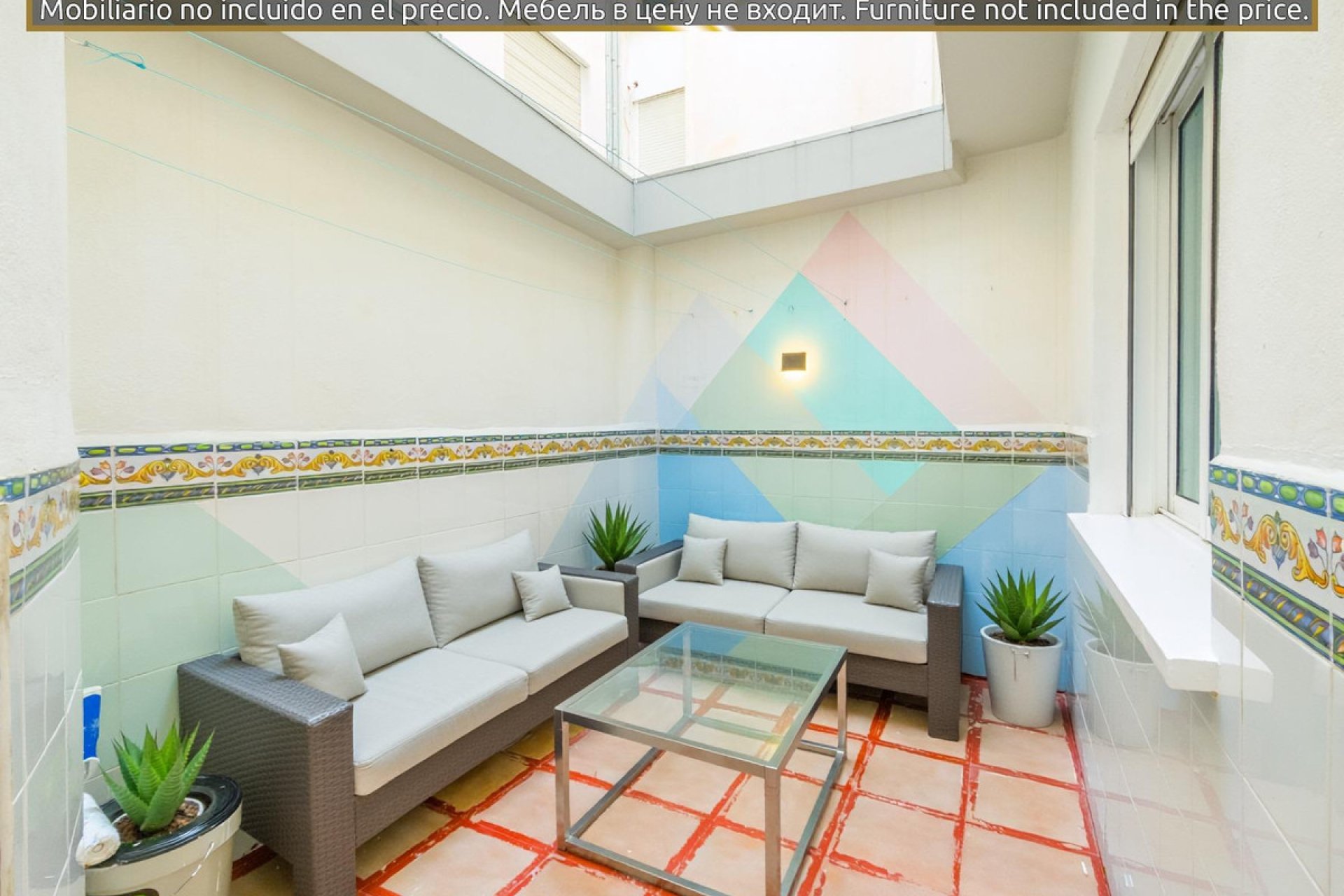 Resale - Apartment / flat -
Torrevieja - Torrevieja Centro